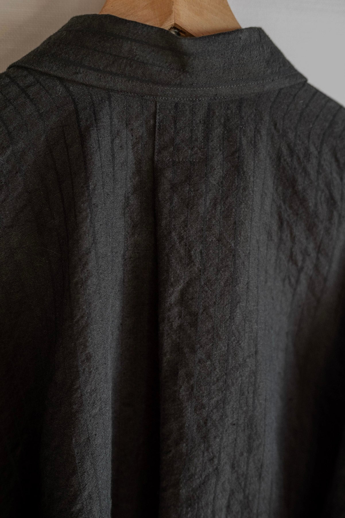 JAN-JAN VAN ESSCHE CHEMISE À ENFANTS COUPE LARGE COTON LIN RELIEF RAYÉ NOIR