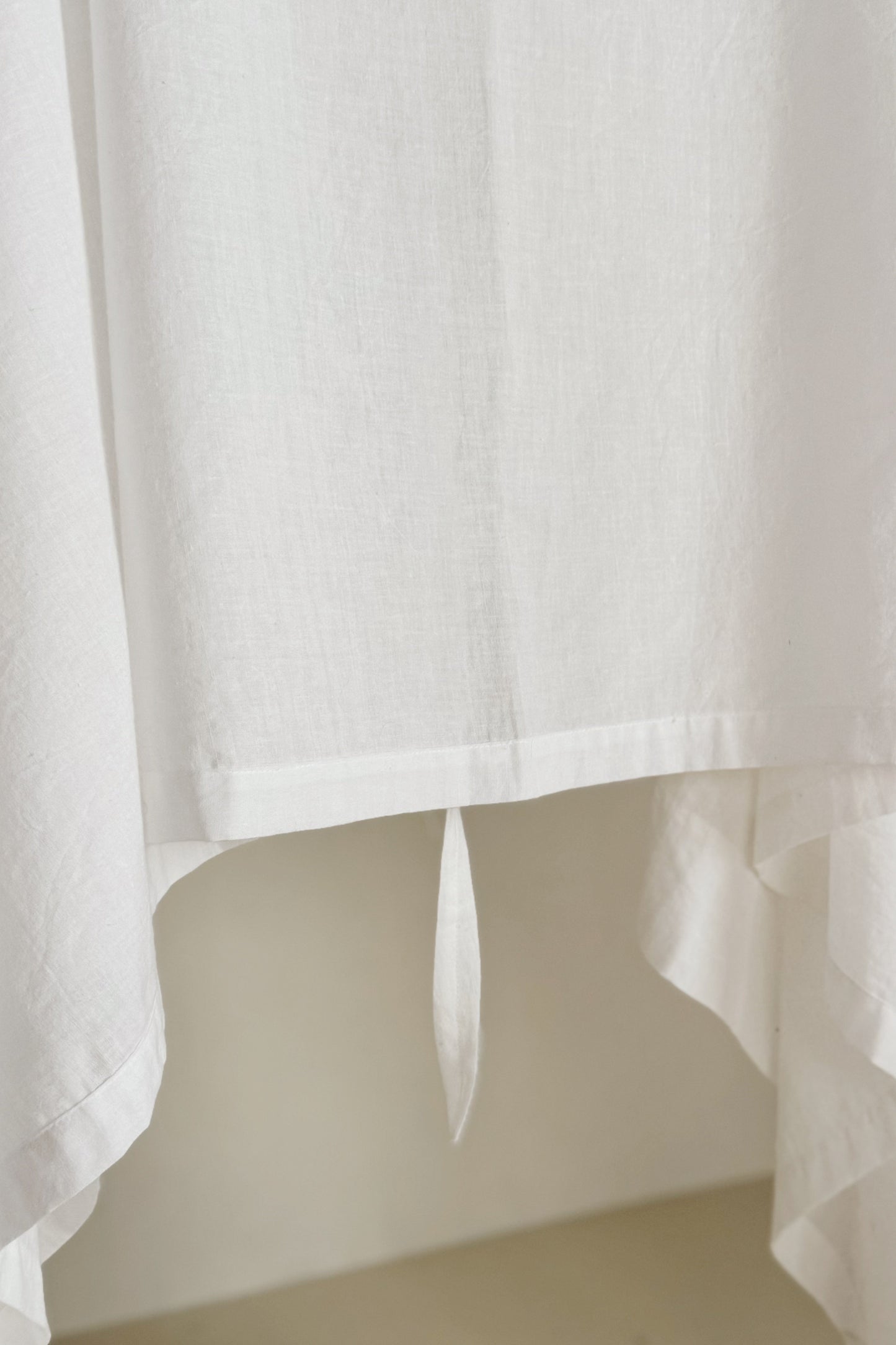 GRANDE ÉCHARPE CACHEMIRE JAN-JAN VAN ESSCHE EN VOILE DE COTON KHADI BLANC CASSÉ