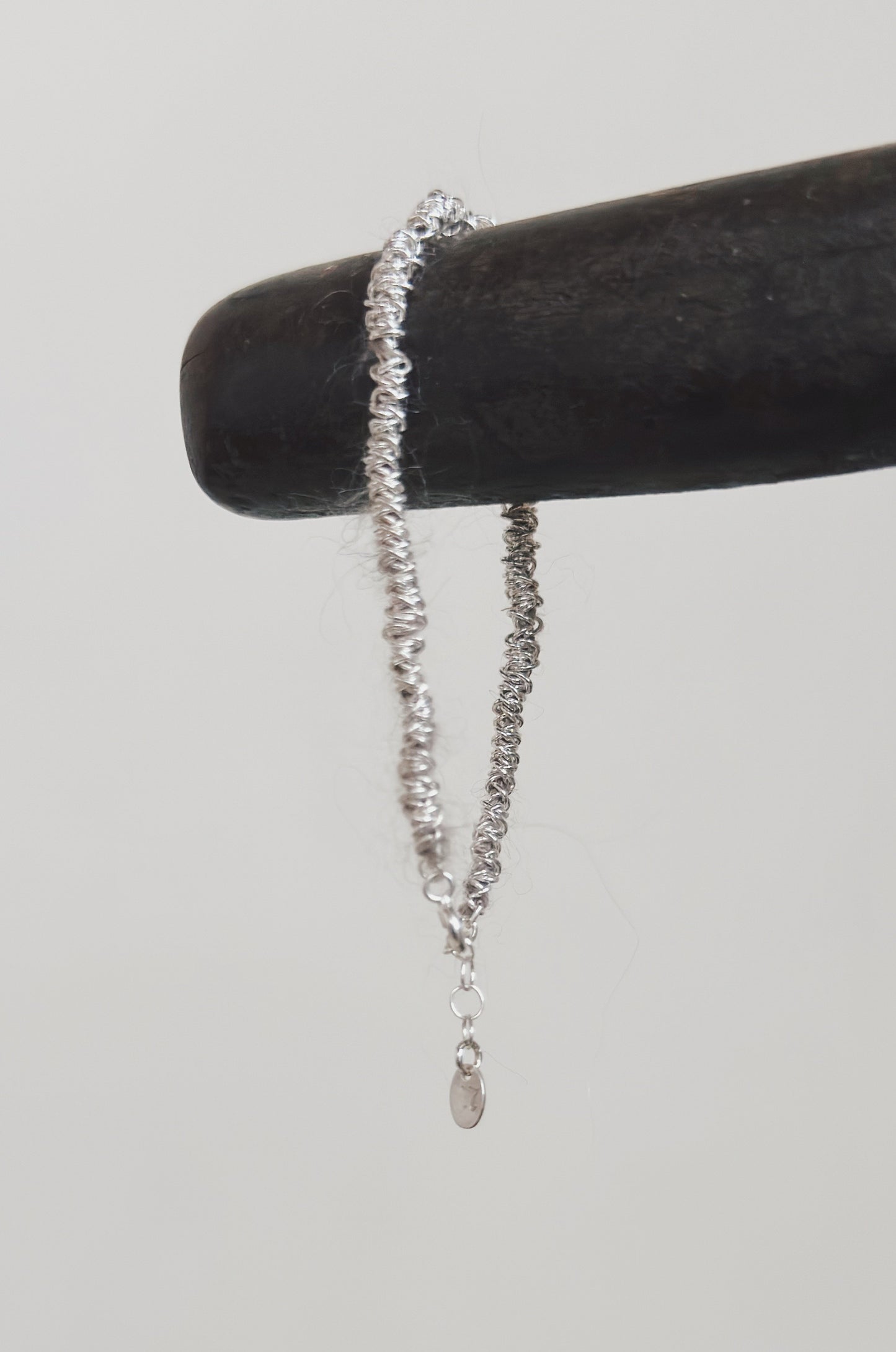 17 BRACELET FRONCÉ STEPHANIE SCHNEIDER ARGENT STERLING 925 ET MOHAIR