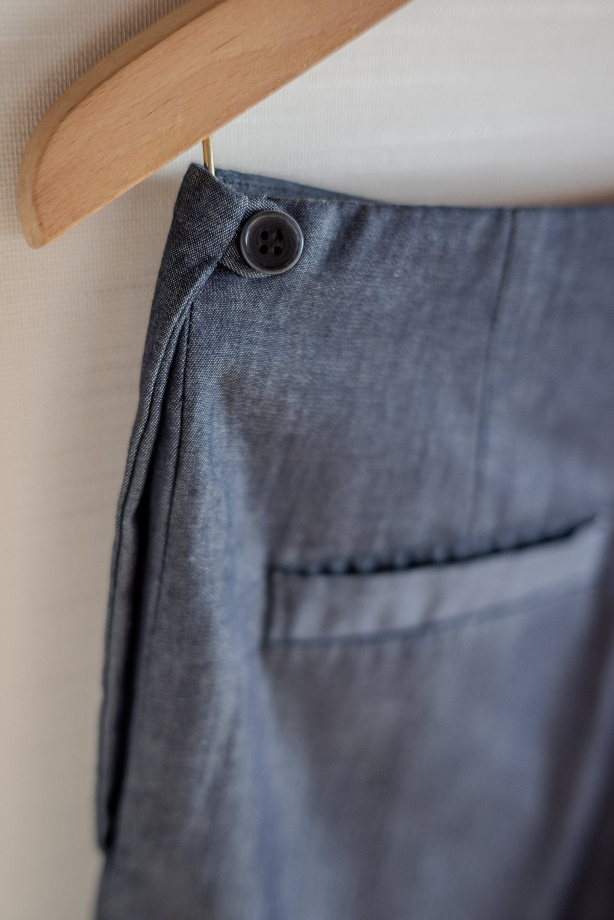 TAILORED TROUSERS BLUE DENIM GABRIELA COLL GARMENTS
