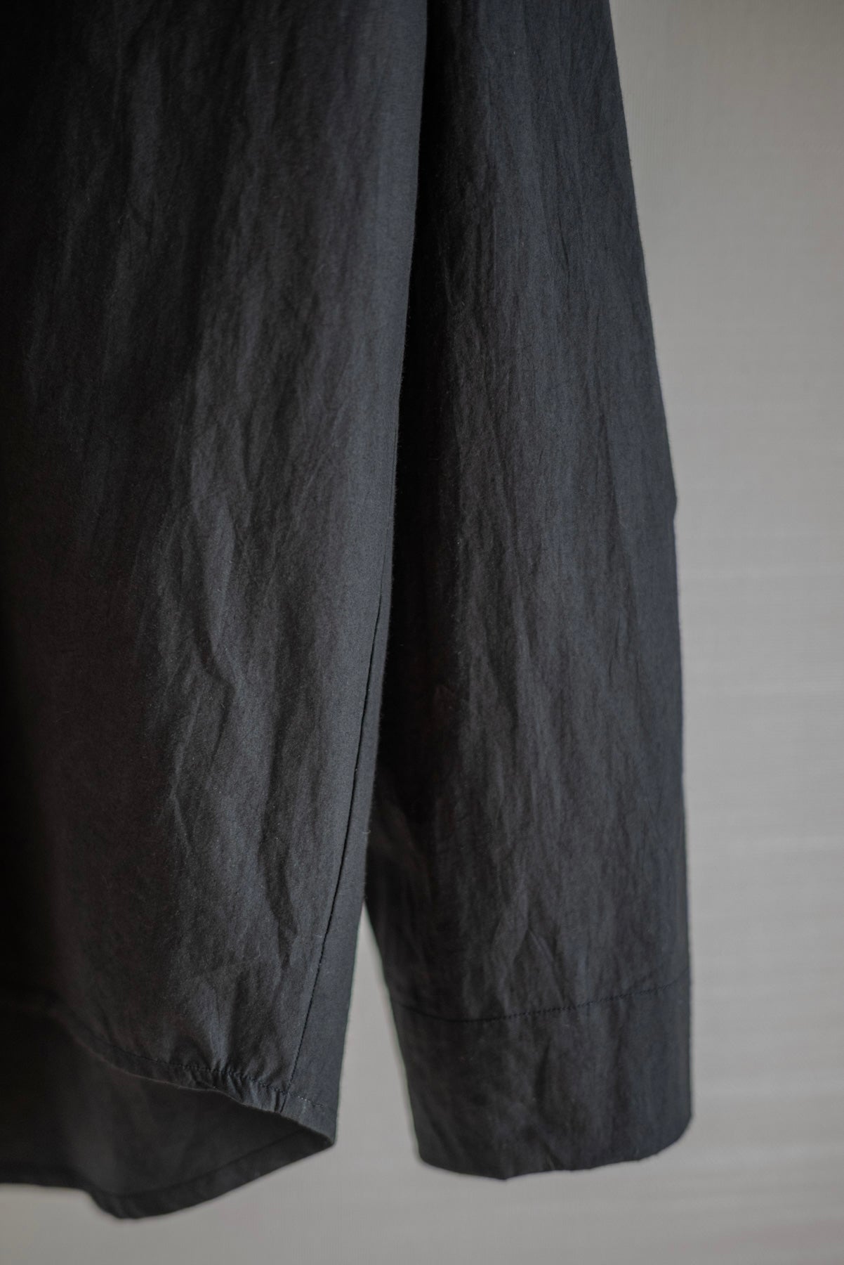 CHEMISE EN FORME DE NUAGE MACHINE À ÉCRIRE ULTRA DENSE UNKRUID