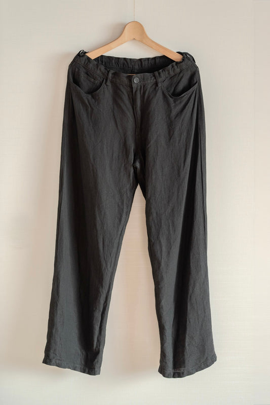 BEAUGAN FIVE POCKET JEANS MUD DYED INDIGO BLACK