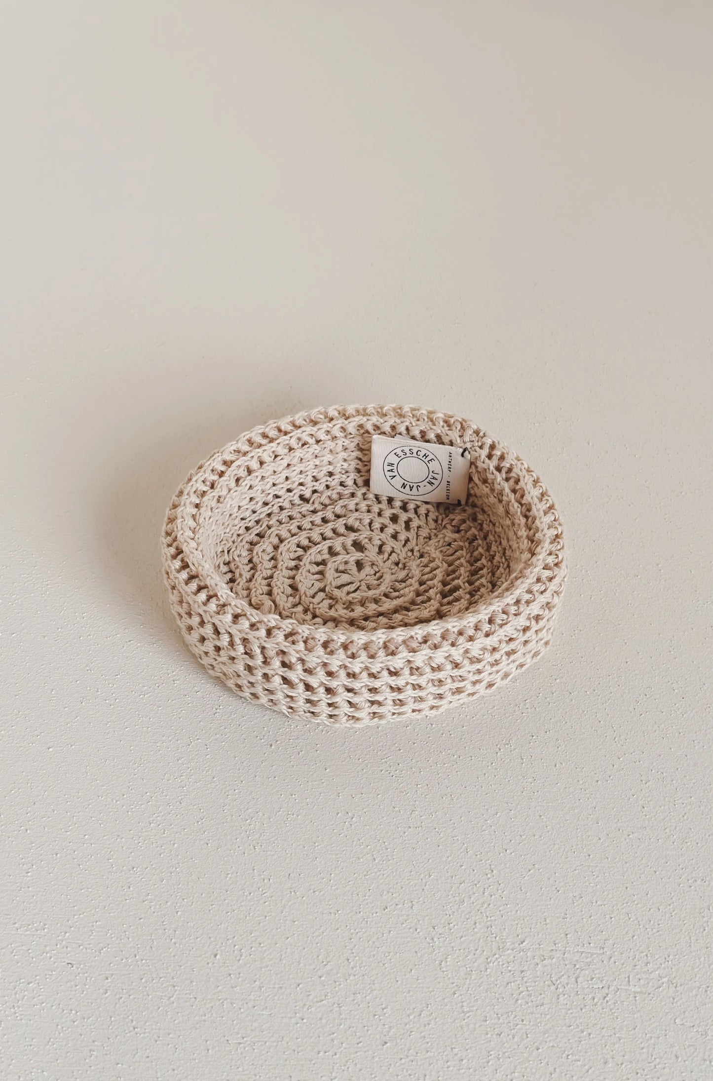 JAN-JAN VAN ESSCHE HAND CROCHETED BEANIE LINEN COTTON YARN OFF WHITE