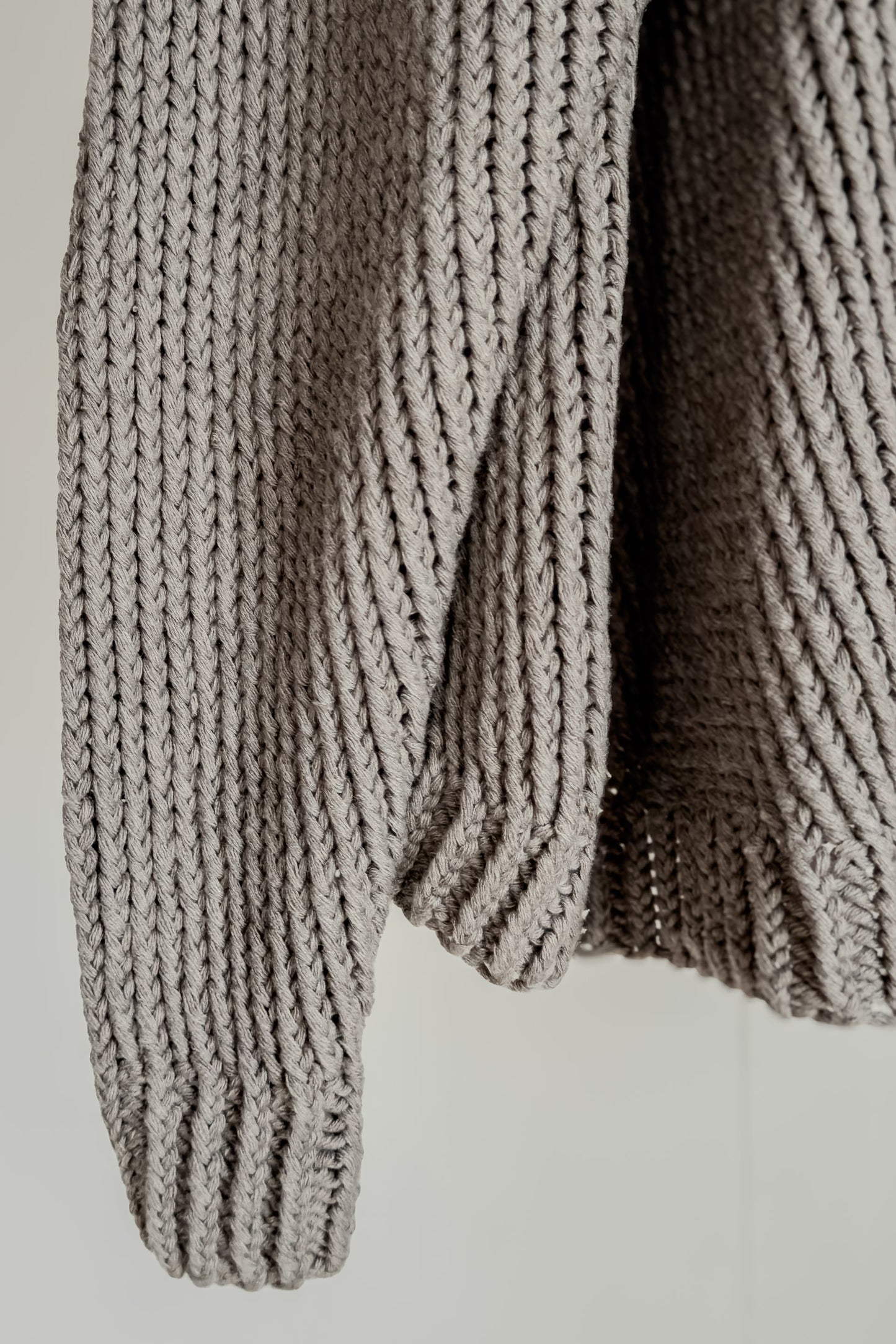 KNIT#40 - NATURAL GRAY YAK - JAN JAN VAN ESSCHE