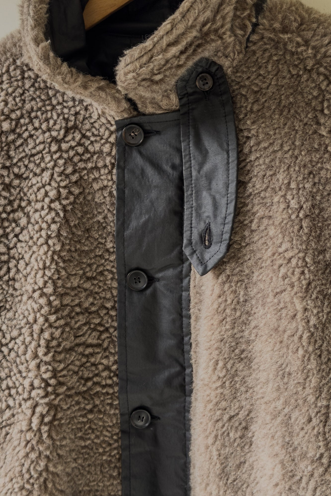 JAN-JAN VAN ESSCHE REVERSIBLE TEDDY/ WATER RESISTANT JACKET TEDDY NATURAL GRAY