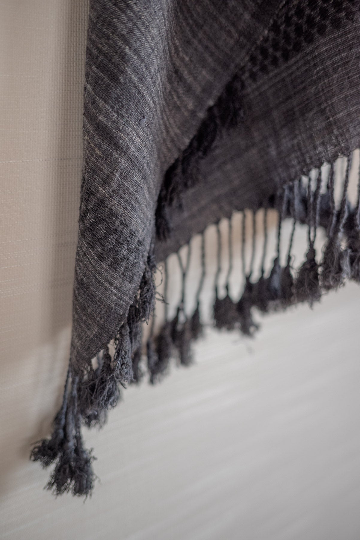JAN-JAN VAN ESSCHE ERI SILK HANDWOVEN STOLE