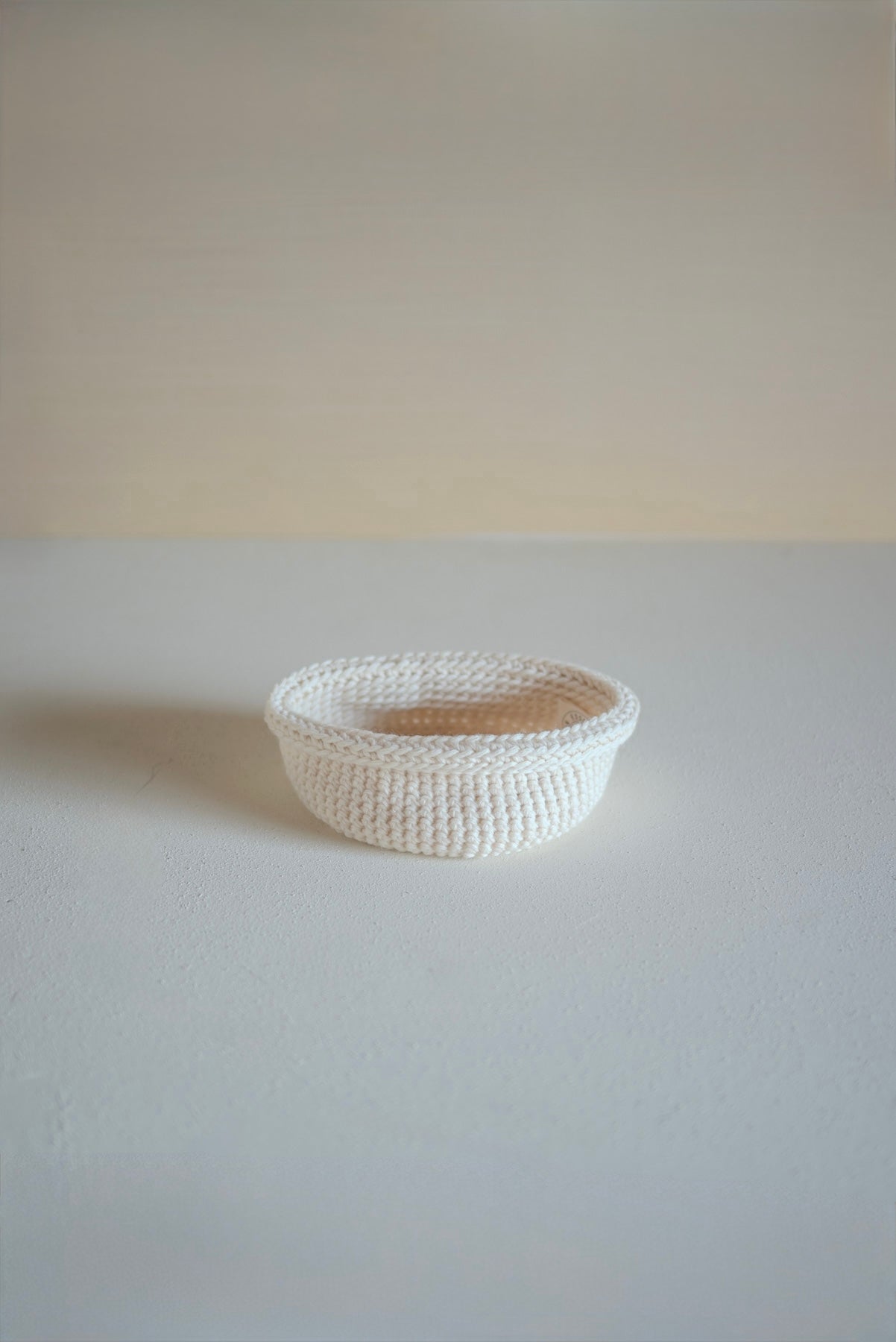 JAN-JAN VAN ESSCHE HAND CROCHETED BEANIE WOOL LINO WHITE