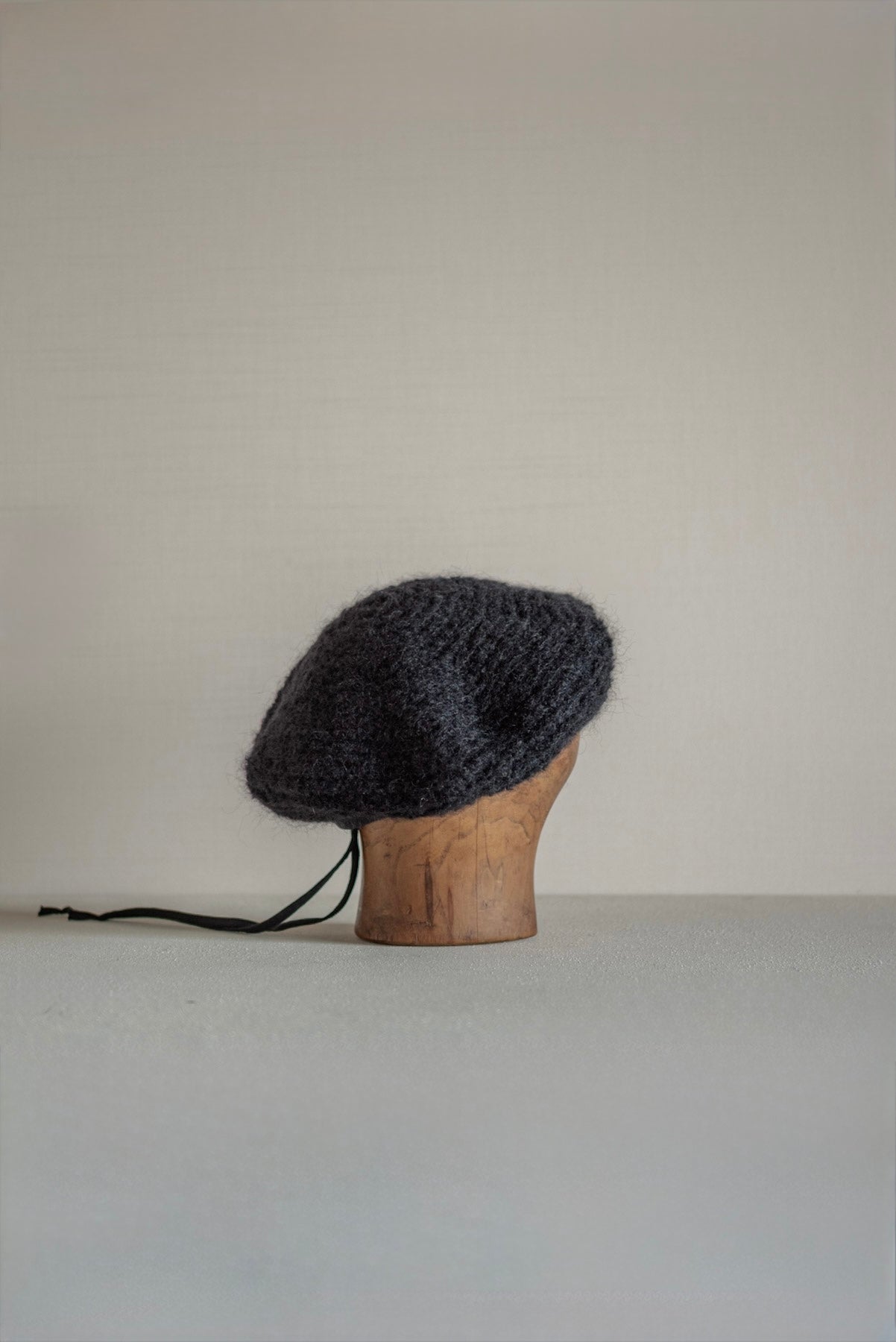 JAN-JAN VAN ESSCHE HAND CROCHET BERET BLACK