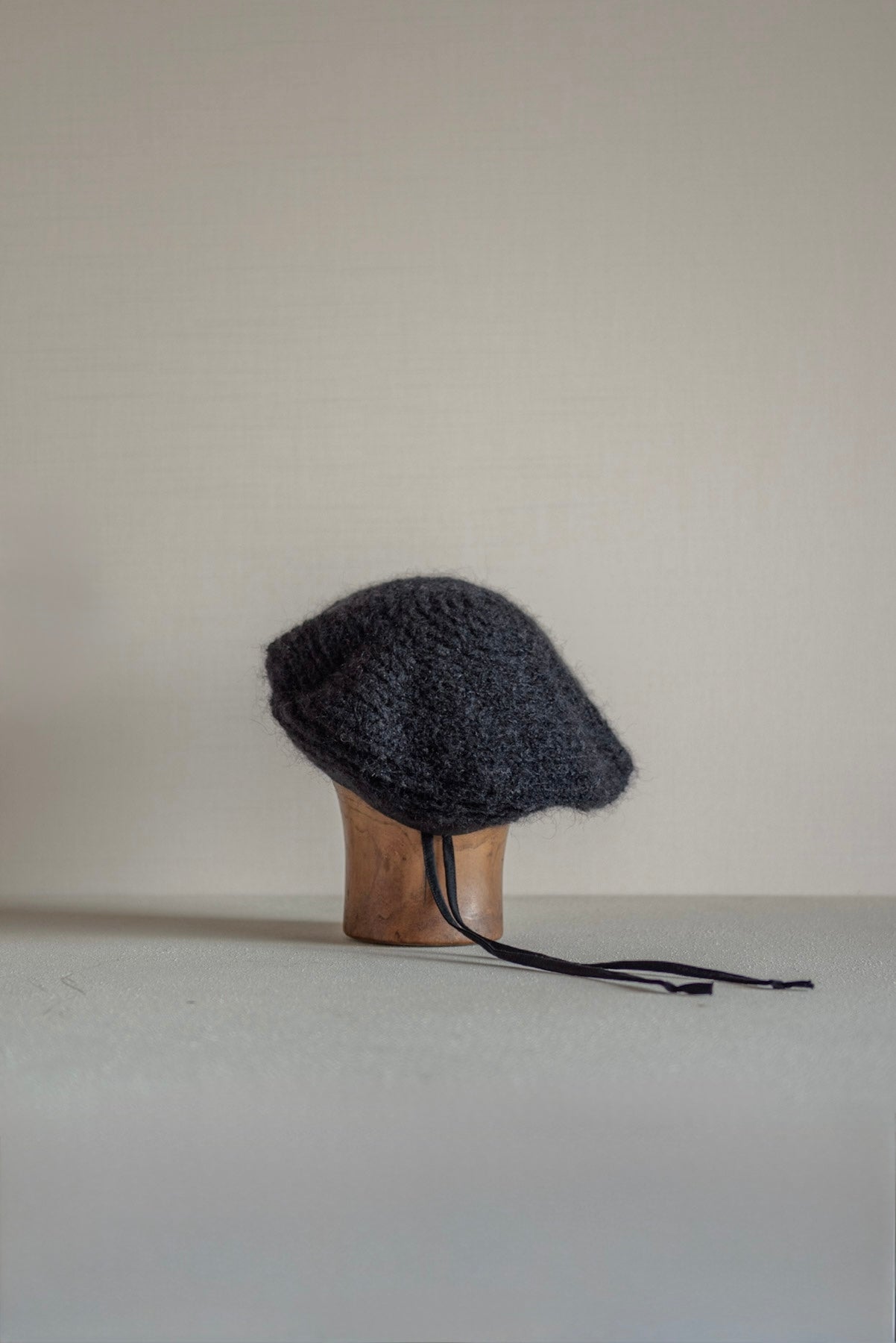 JAN-JAN VAN ESSCHE HAND CROCHET BERET BLACK