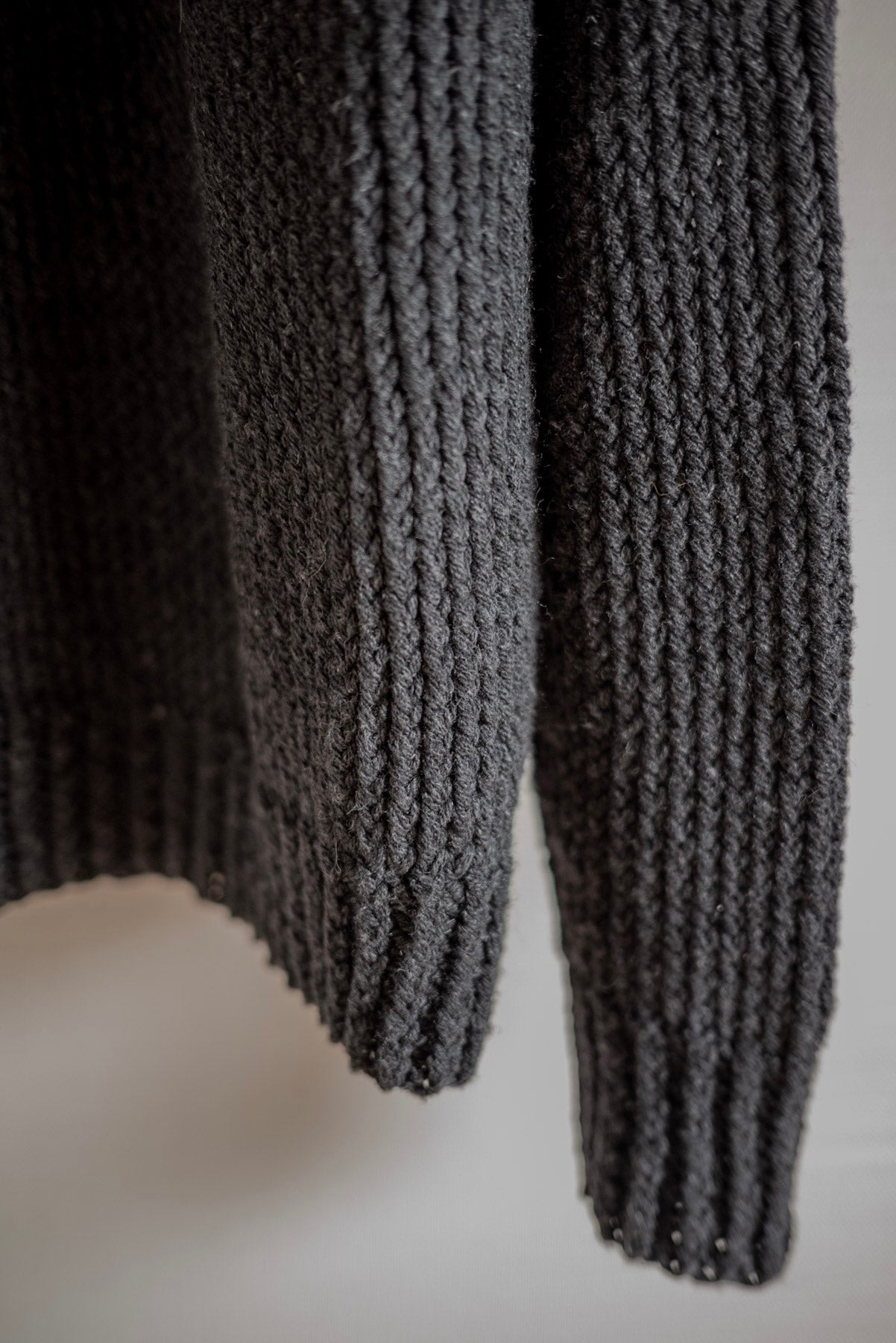 JAN-JAN VAN ESSCHE HAND KNITTED TURTLE NECK SWEATER LALIN PITCH BLACK