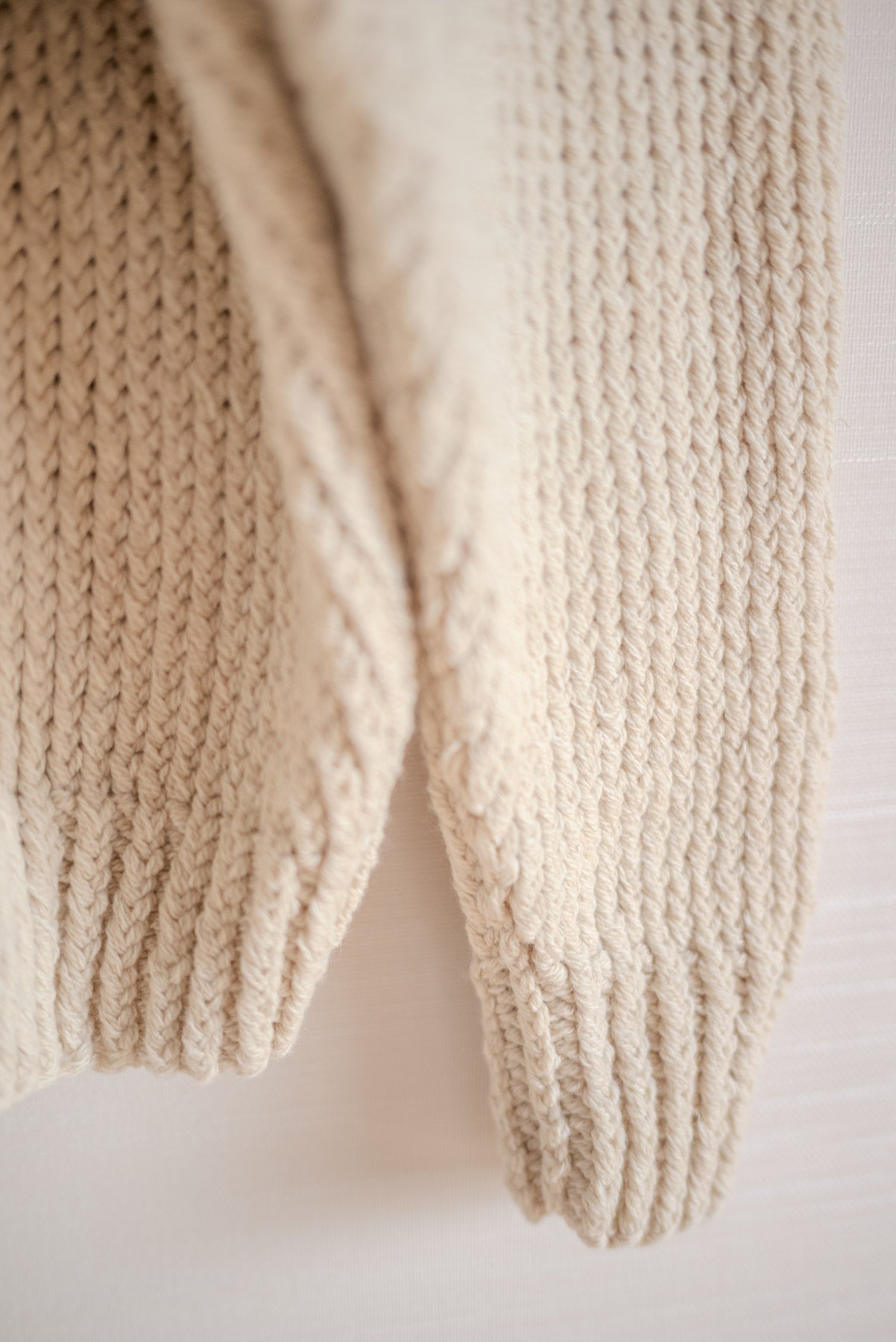 JAN-JAN VAN ESSCHE HAND KNITTED TURTLE NECK SWEATER NATURAL