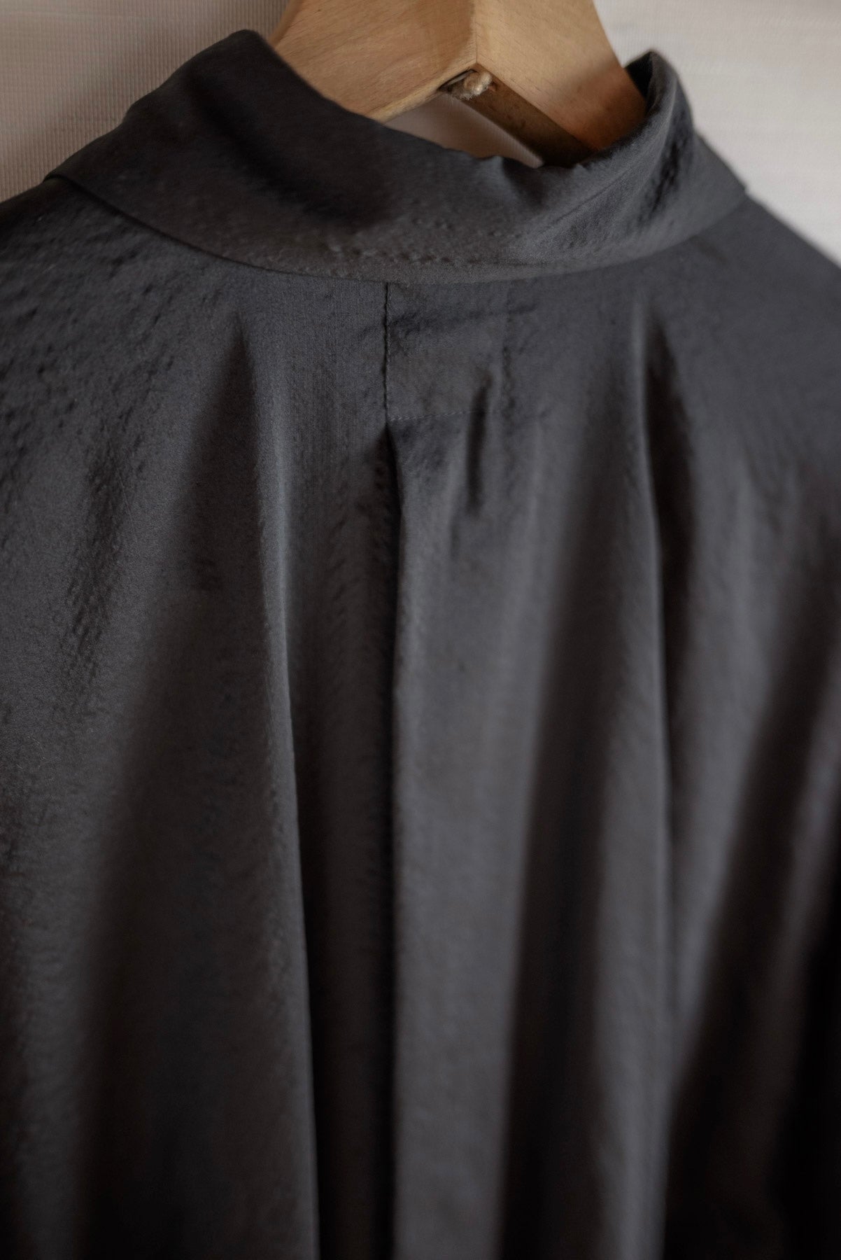 JAN-JAN VAN ESSCHE LOOSE FIT BUTTON UP DRESS SHIRT BOILED WOOL SILK CLOTH BLACK
