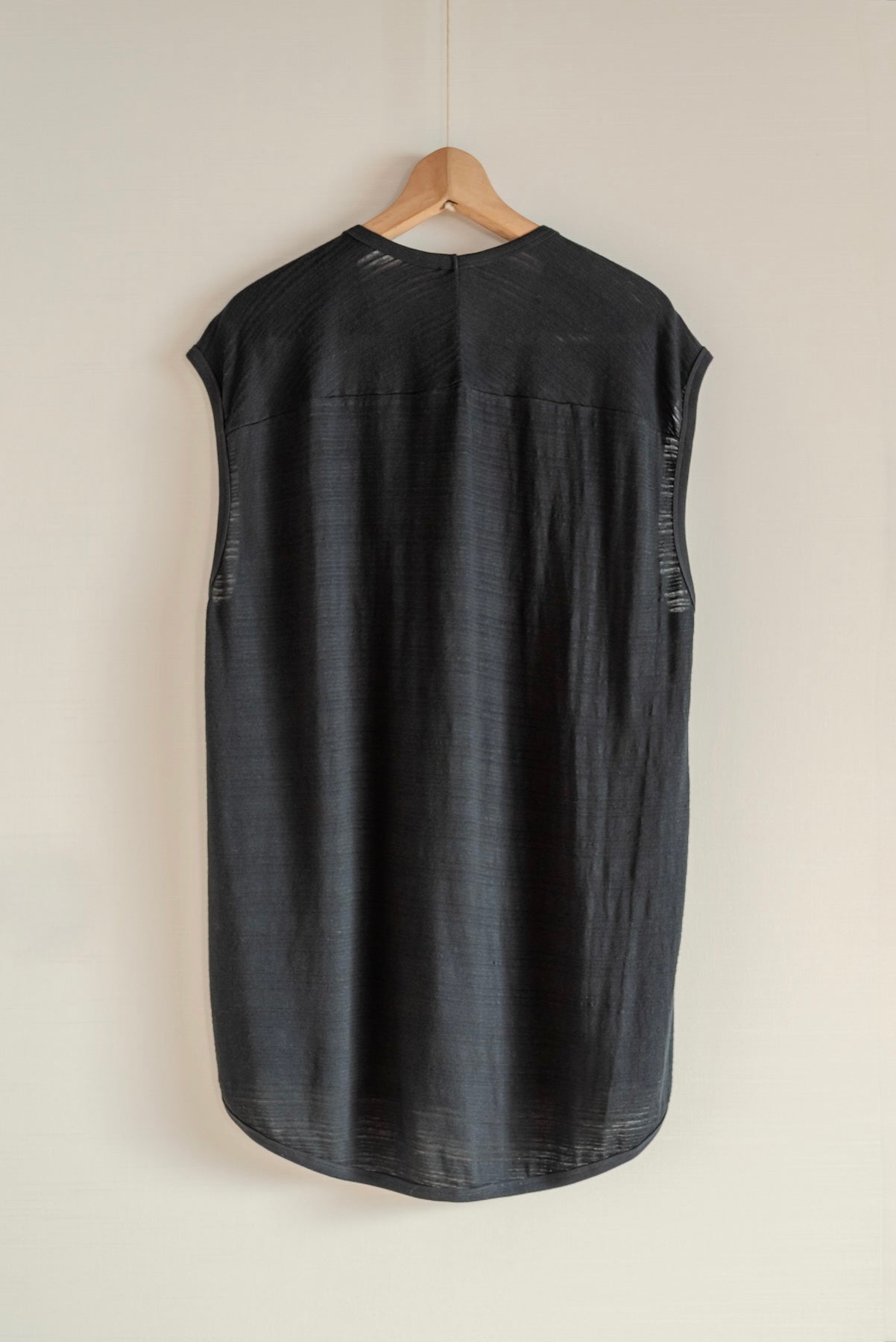 JAN-JAN VAN ESSCHE LOOSE FIT TANK TOP RIPPLE JERSEY BLACK