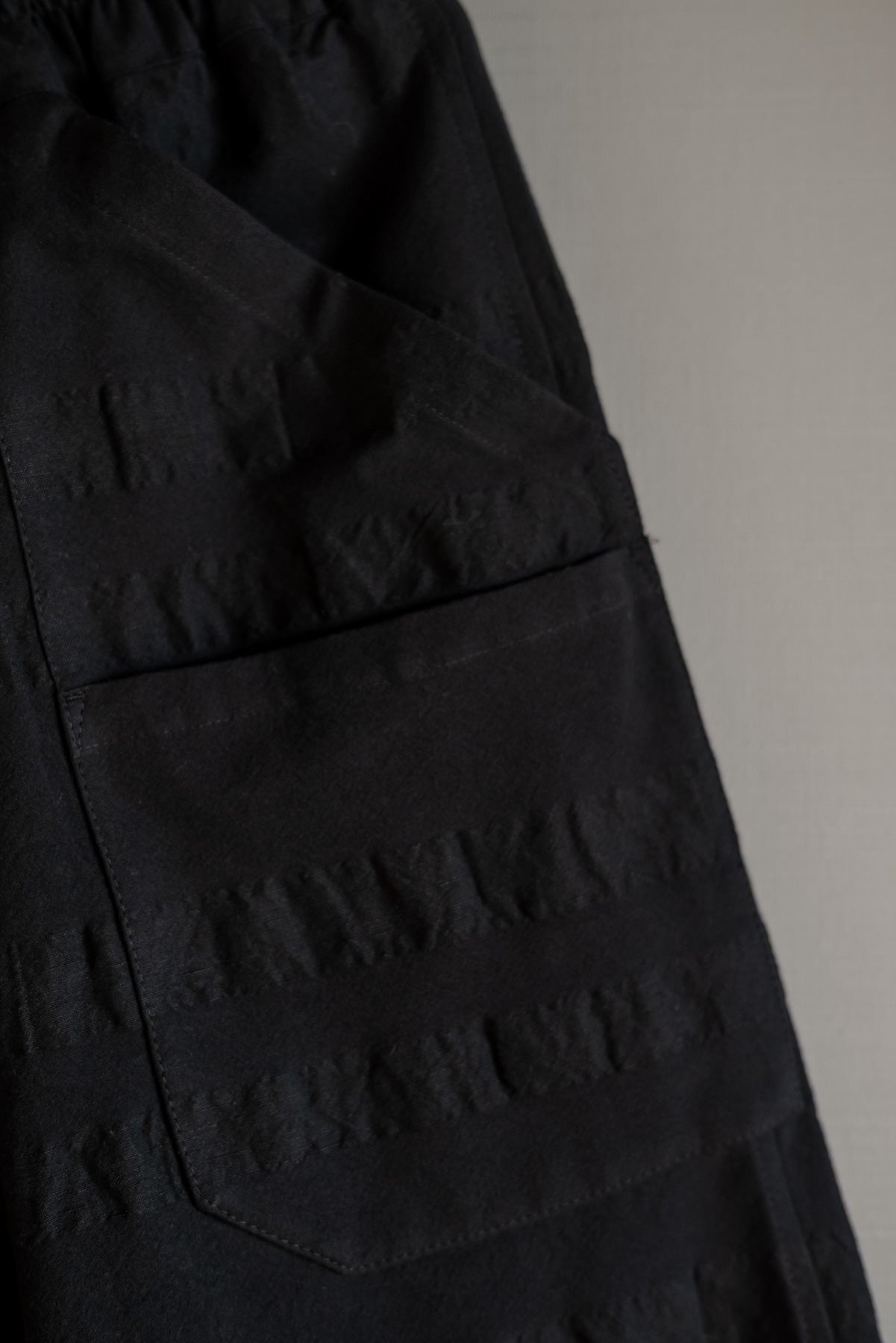 JAN-JAN VAN ESSCHE LOOSE FIT TROUSERS BROAD STRIPE CLOTH BLACK