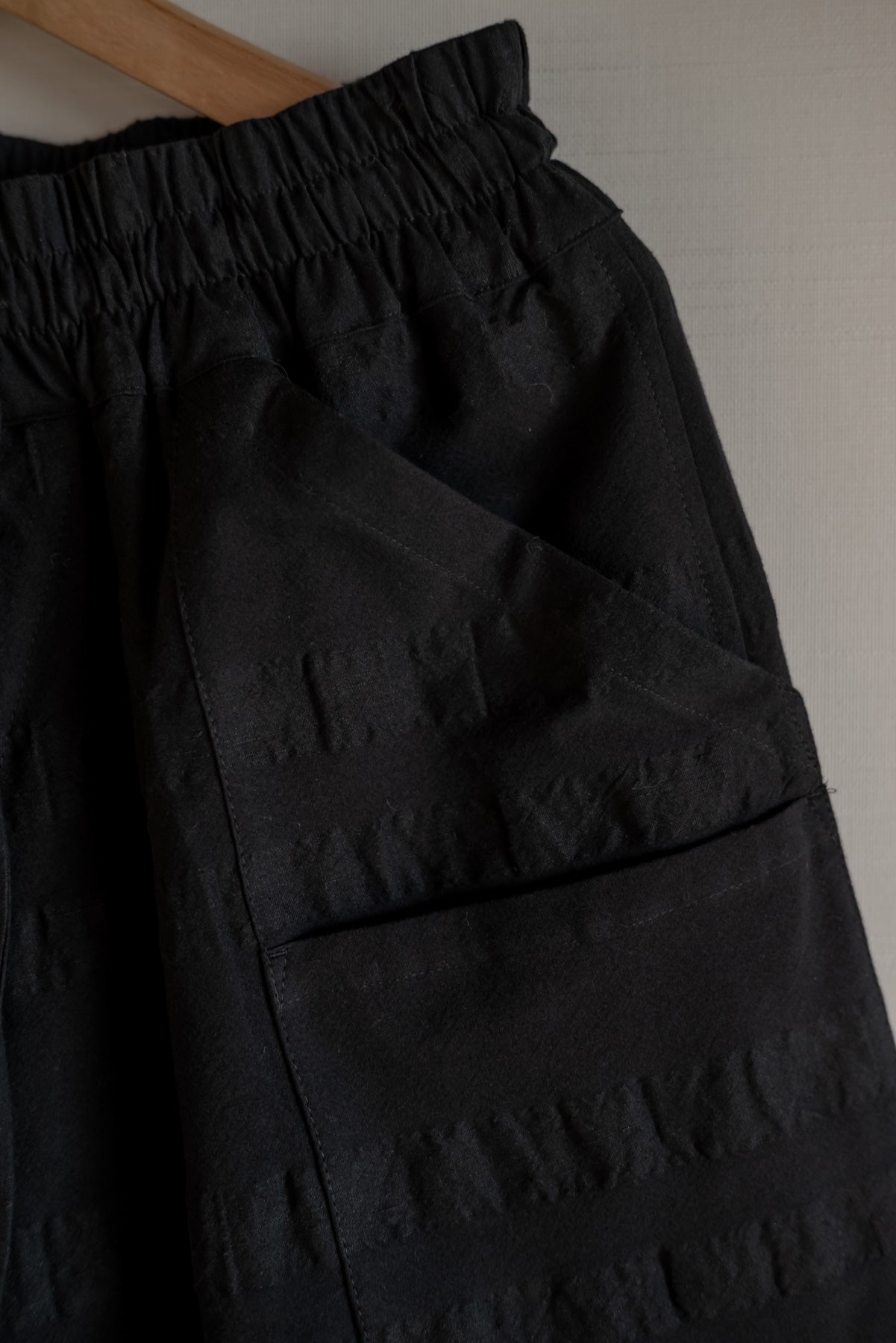 JAN-JAN VAN ESSCHE LOOSE FIT TROUSERS BROAD STRIPE CLOTH BLACK