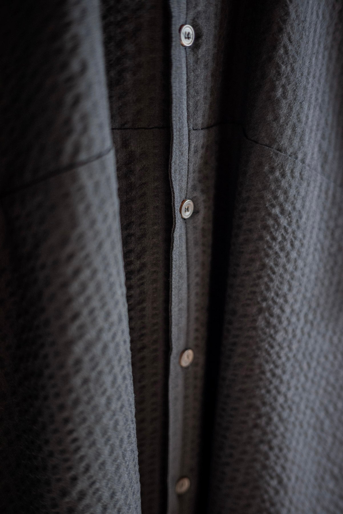 JAN-JAN VAN ESSCHE ONE PIECE LOOSE FIT SHIRT STRUCTURED STRIPE WOOL BLACK