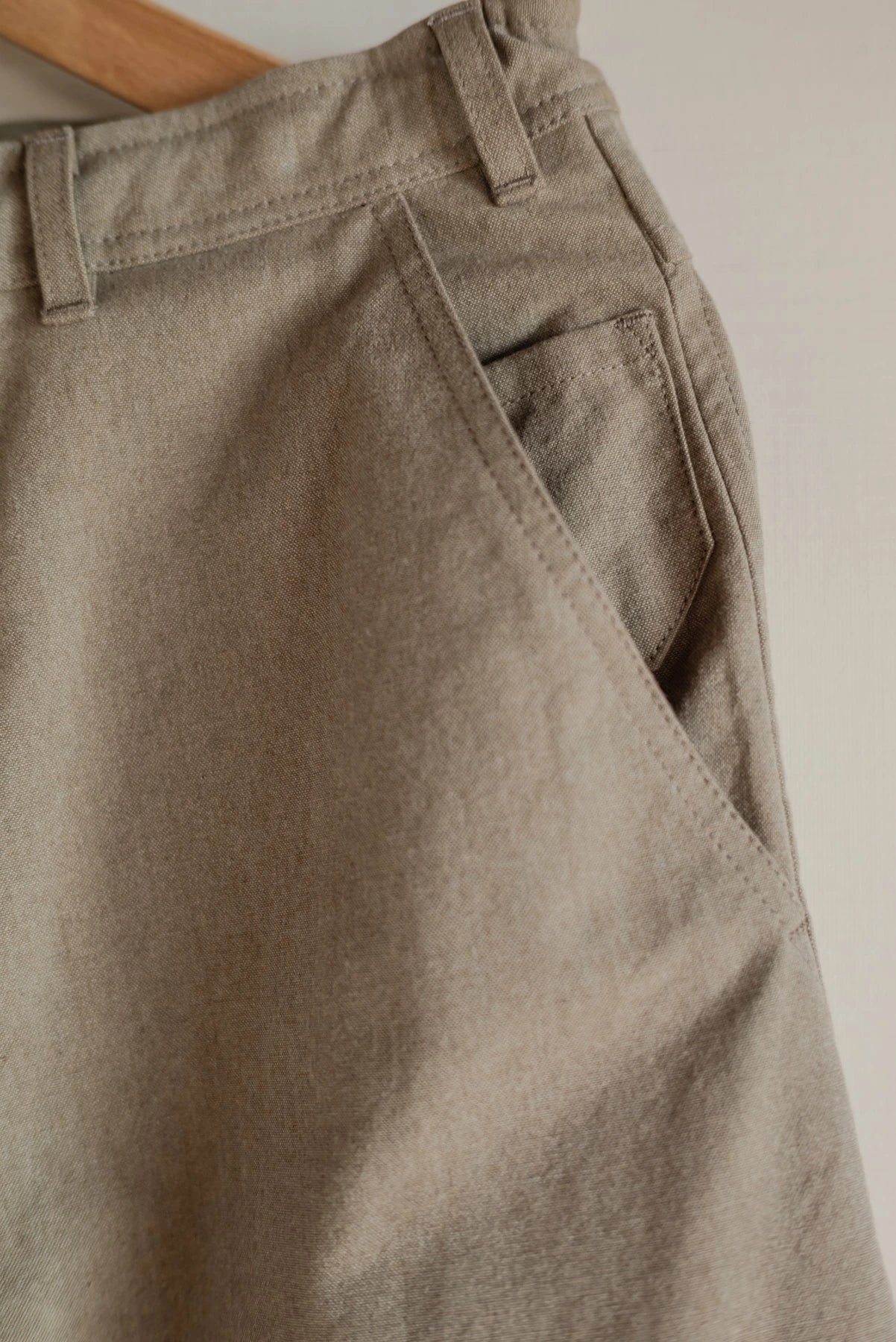 JAN-JAN VAN ESSCHE OVERSIZED 6-POCKET WORKWEAR STYLE TROUSERS CHAMBRAY CANVAS BROWN GREEN
