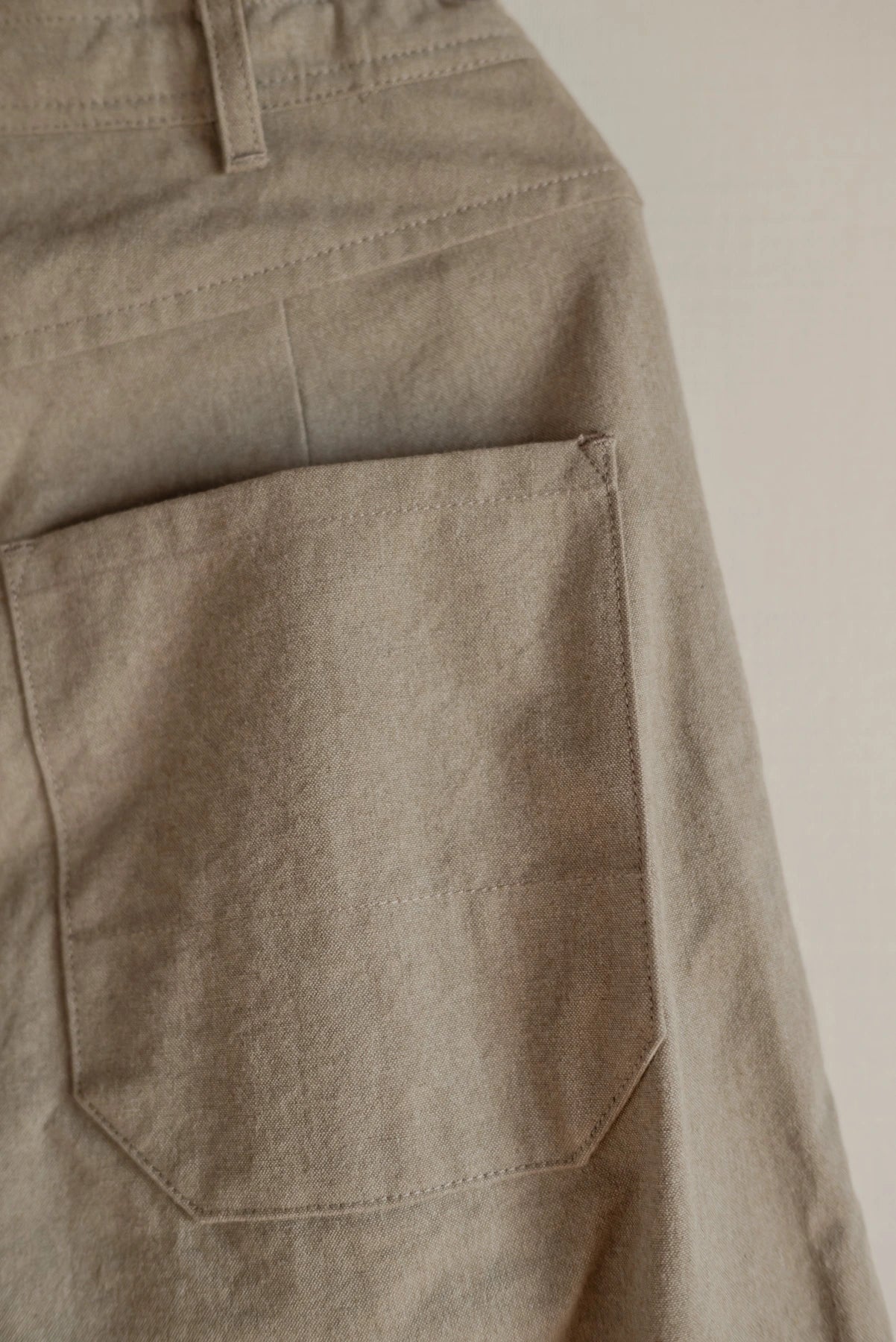 JAN-JAN VAN ESSCHE OVERSIZED 6-POCKET WORKWEAR STYLE TROUSERS CHAMBRAY CANVAS BROWN GREEN