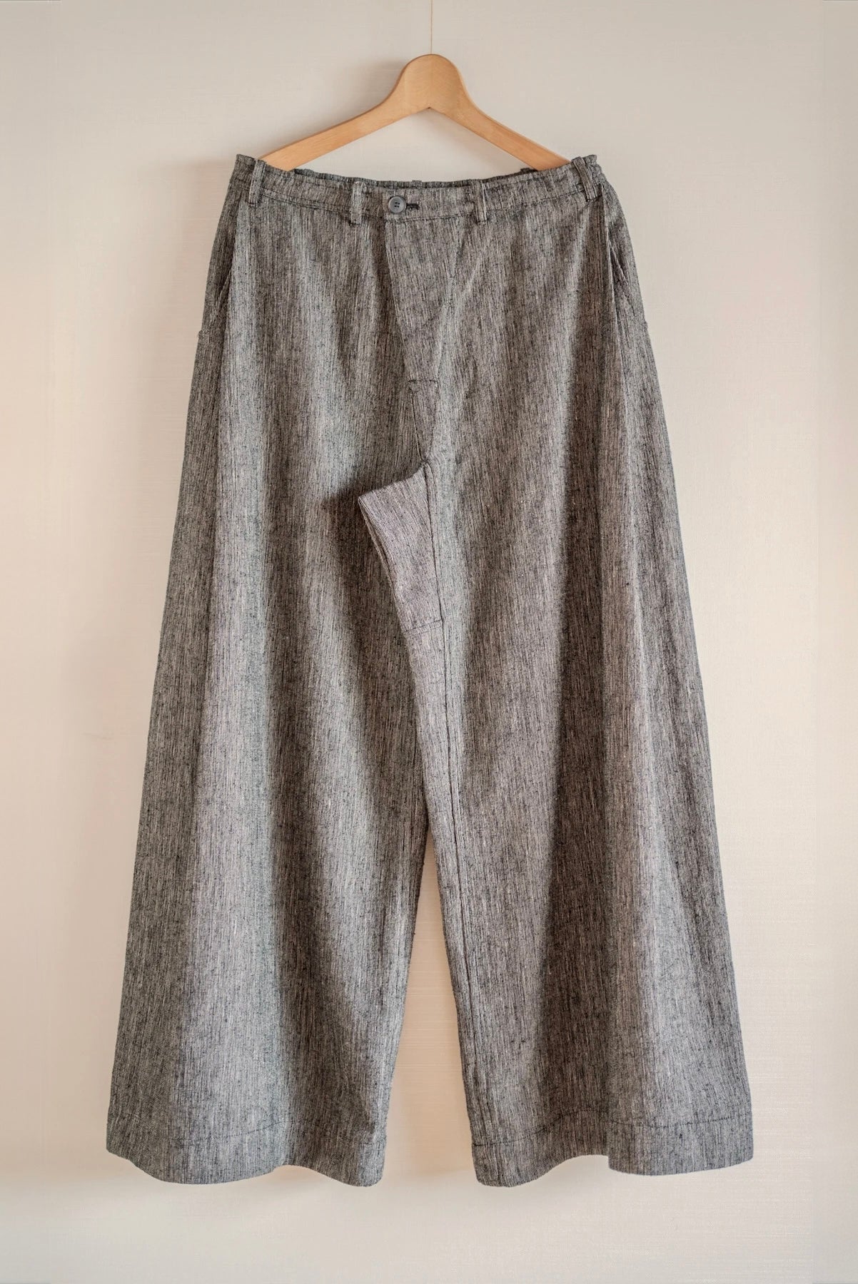 JAN-JAN VAN ESSCHE OVERSIZED DRESS PANTS SILK LINEN CLOTH BLACK & WHITE