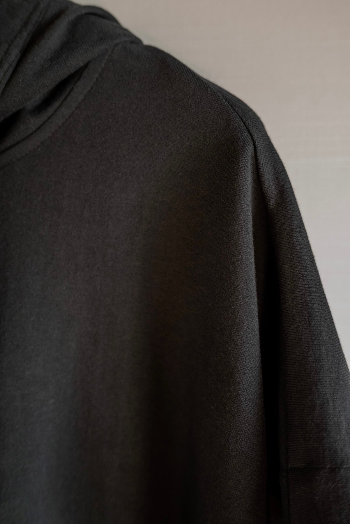 JAN-JAN VAN ESSCHE OVERSIZED SLEEVELESS HOODED SWEAT ORGANIC COTTON LINEN SWEAT SUMMER BLACK
