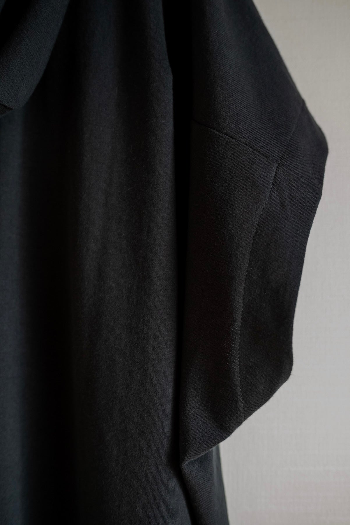 JAN-JAN VAN ESSCHE OVERSIZED SLEEVELESS HOODED SWEAT ORGANIC COTTON LINEN SWEAT SUMMER BLACK