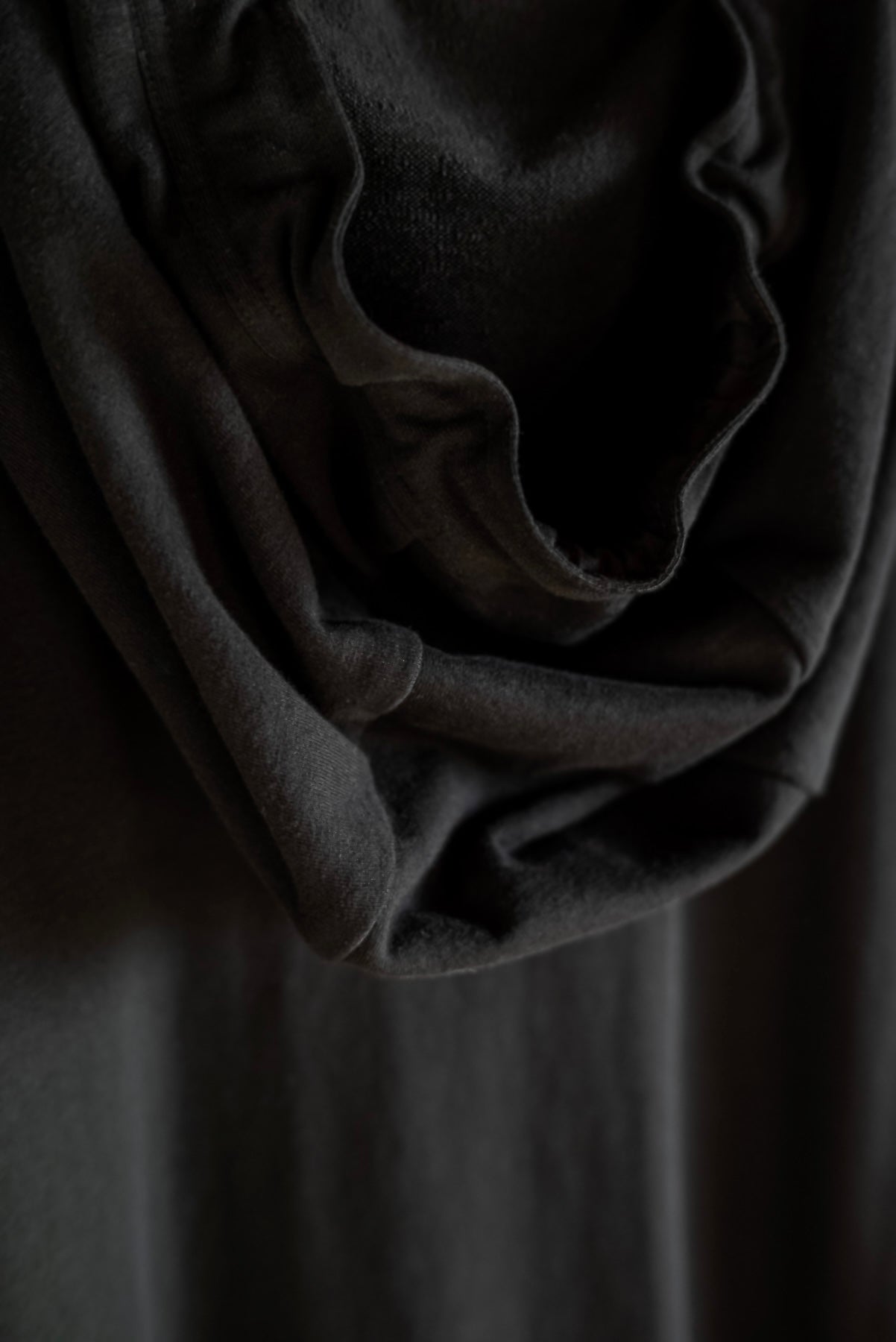 JAN-JAN VAN ESSCHE OVERSIZED SLEEVELESS HOODED SWEAT ORGANIC COTTON LINEN SWEAT SUMMER BLACK
