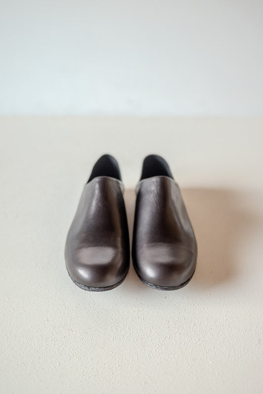 JAN-JAN VAN ESSCHE × PETROSOLAUM BABOUCHE