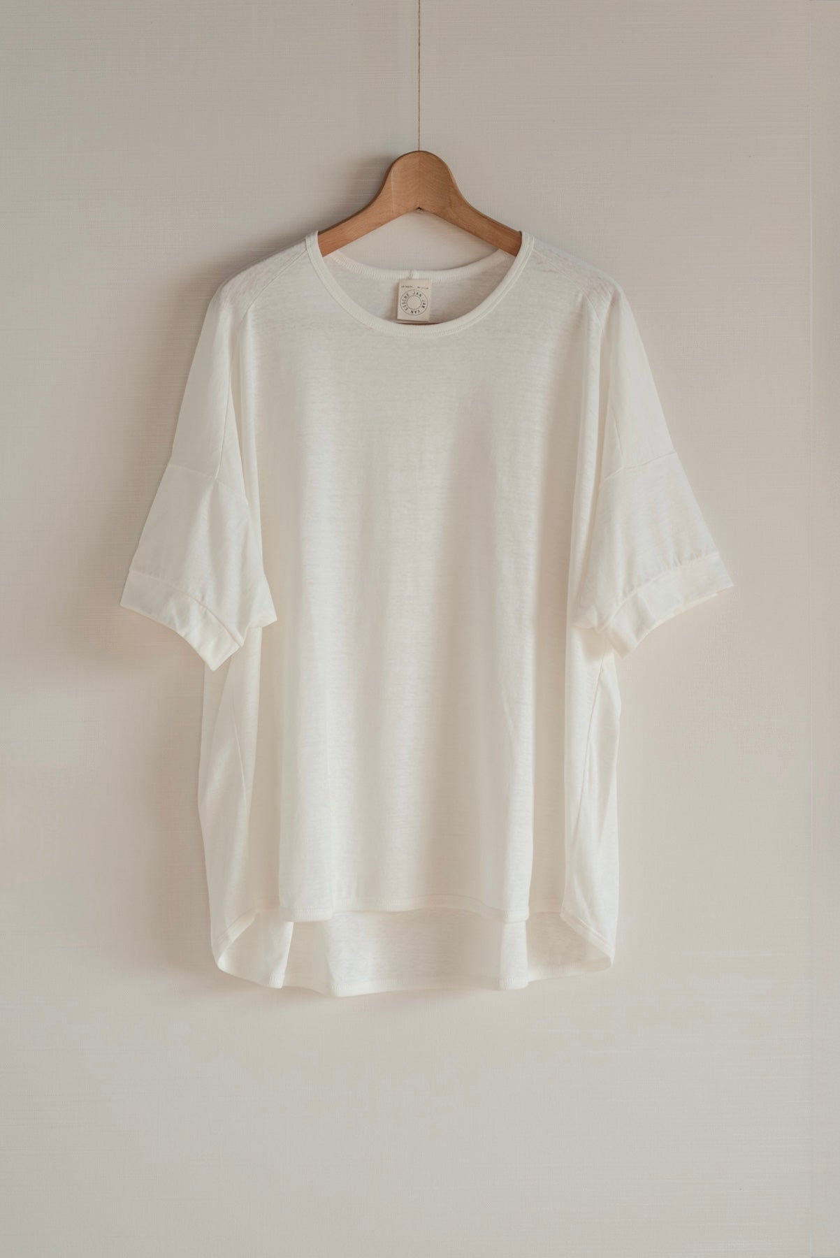 JAN-JAN VAN ESSCHE SHORT SLEEVE CREW NECK TEE ORGANIC COTTON LINEN OFF WHITE