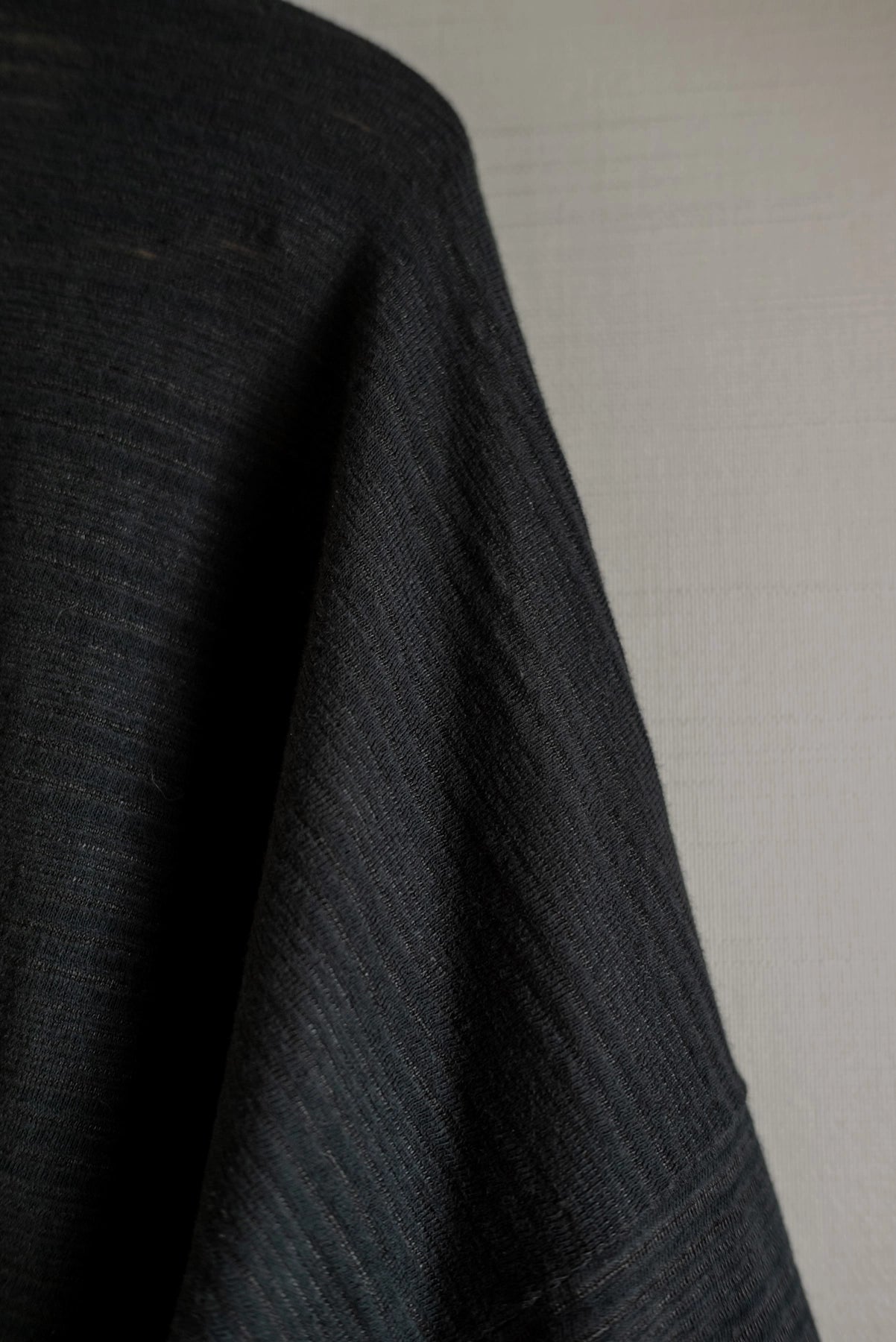 JAN-JAN VAN ESSCHE SHORT SLEEVE CREW NECK TEE RIPPLE JERSEY BLACK