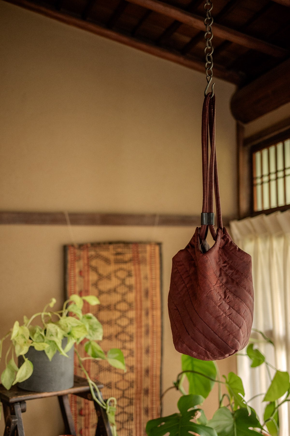 JAN-JAN VAN ESSCHE SMALL SPIRAL BAG OXBLOOD