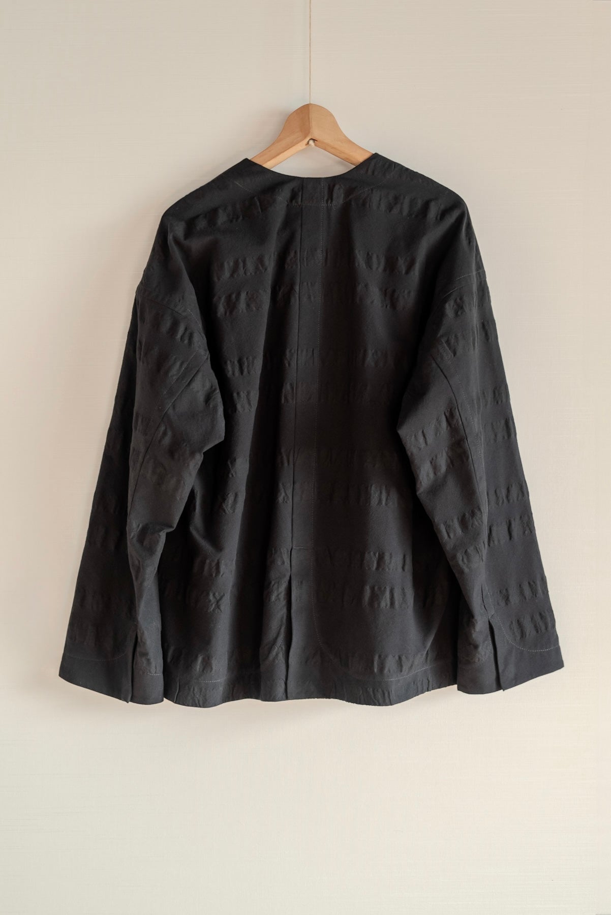 JAN-JAN VAN ESSCHE UNLINED COLLARLESS BLAZER BROAD STRIPE CLOTH BLACK