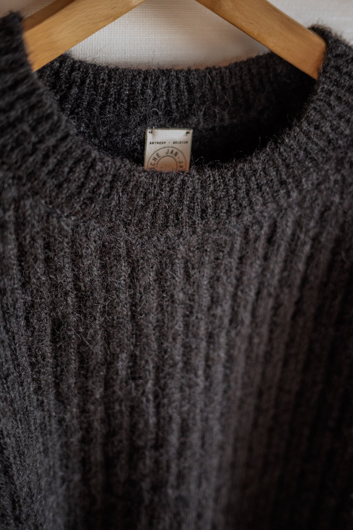 JAN-JAN VAN ESSCHE WIDE FIT KNITTED CREW-NECK SWEATER GOAT MOHAIR BLACK