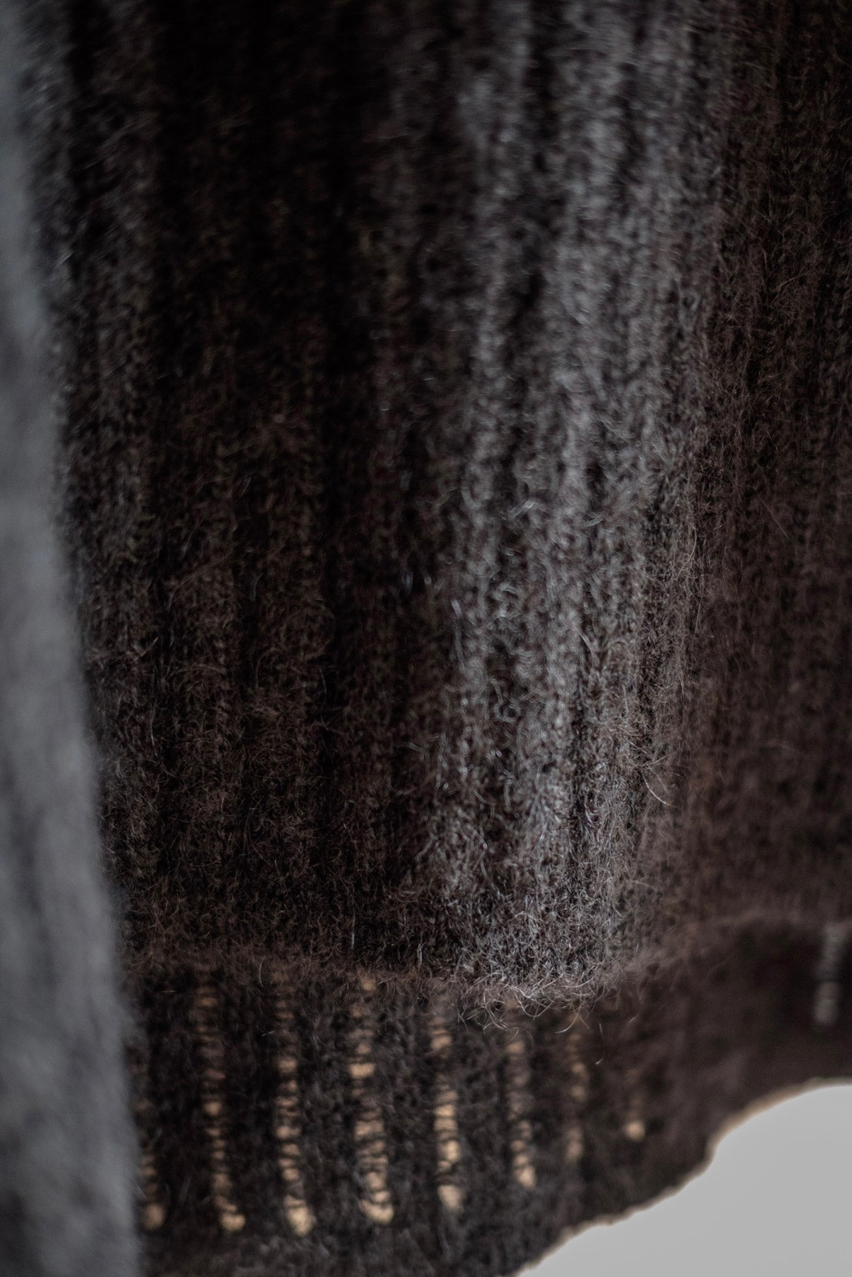 JAN-JAN VAN ESSCHE WIDE FIT KNITTED CREW-NECK SWEATER GOAT MOHAIR BLACK