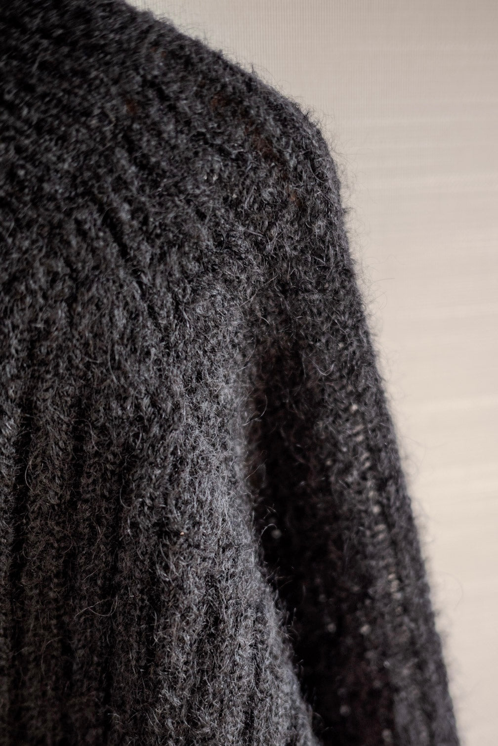 JAN-JAN VAN ESSCHE WIDE FIT KNITTED CREW-NECK SWEATER GOAT MOHAIR BLACK