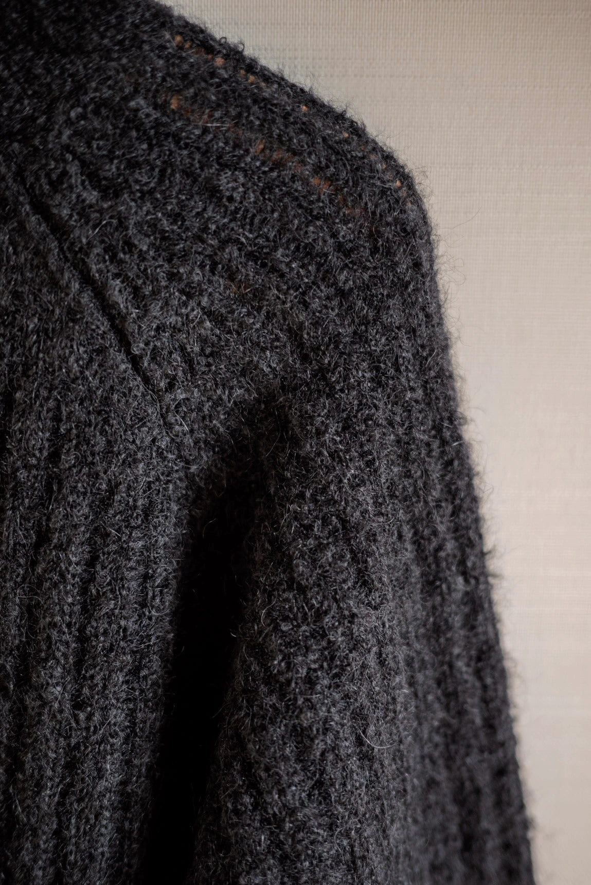 JAN-JAN VAN ESSCHE WIDE FIT KNITTED CREW-NECK SWEATER GOAT MOHAIR BLACK