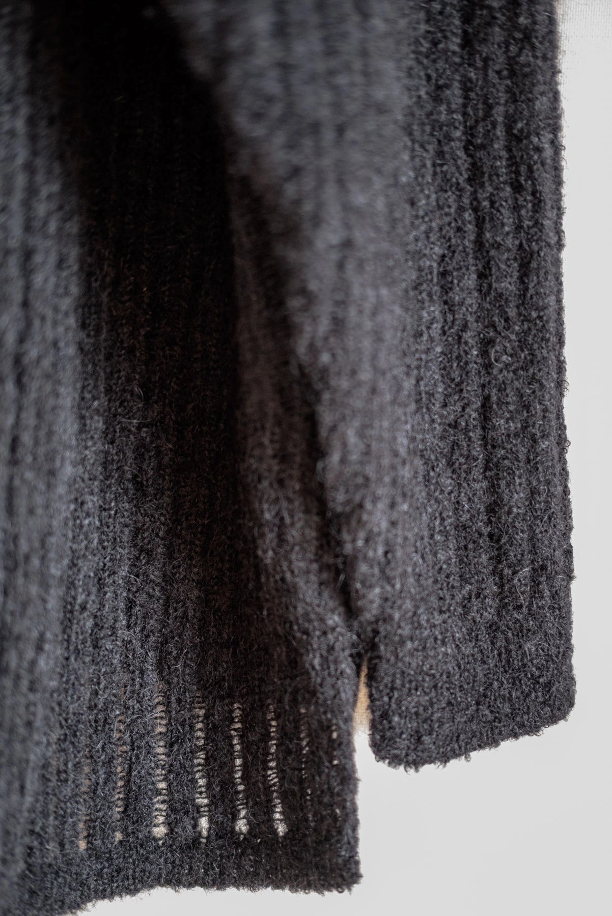 JAN-JAN VAN ESSCHE WIDE FIT KNITTED CREW-NECK SWEATER GOAT MOHAIR BLACK