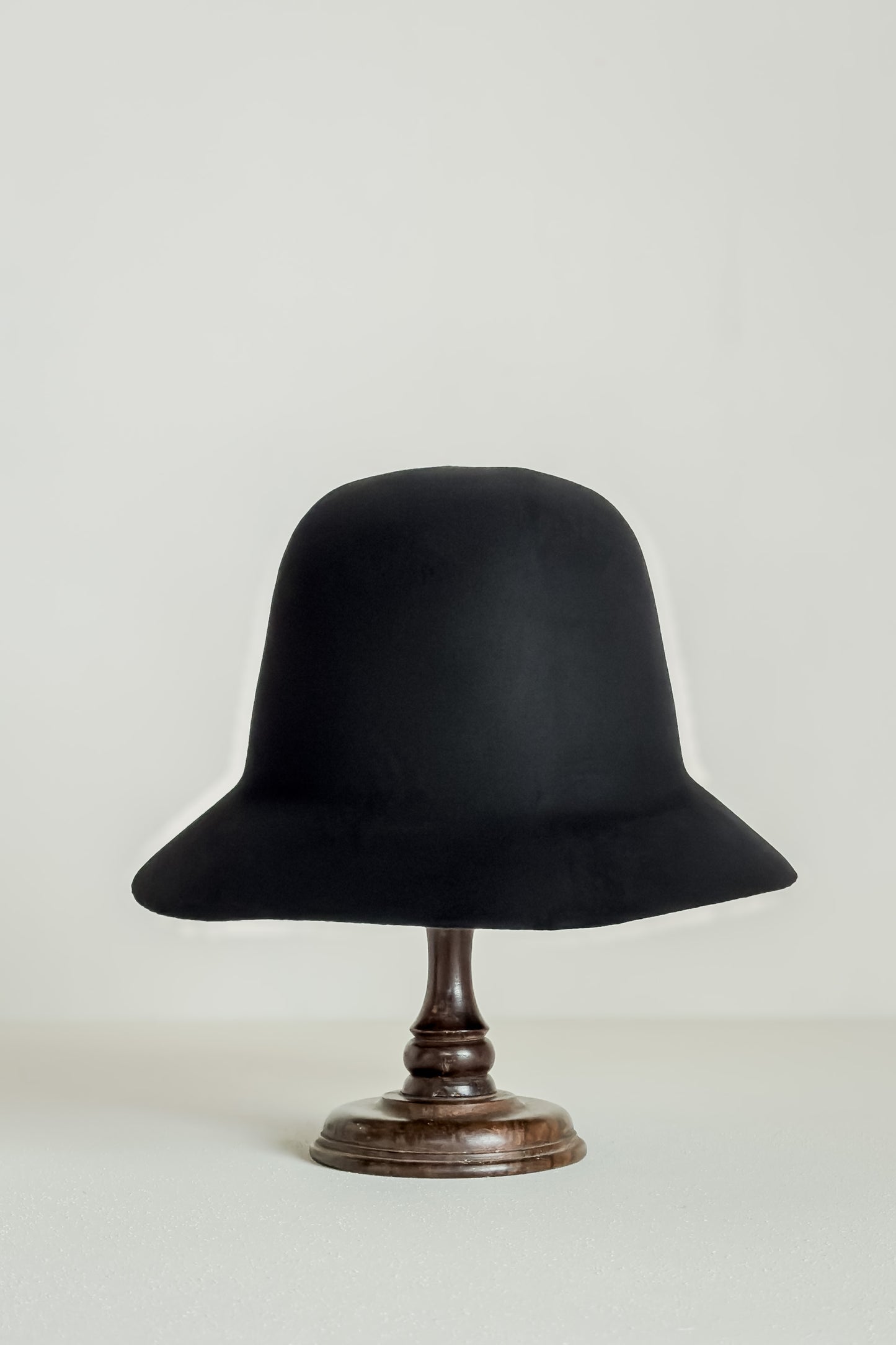 HAT#9 - BEAVER FELT - JAN JAN VAN ESSCHE