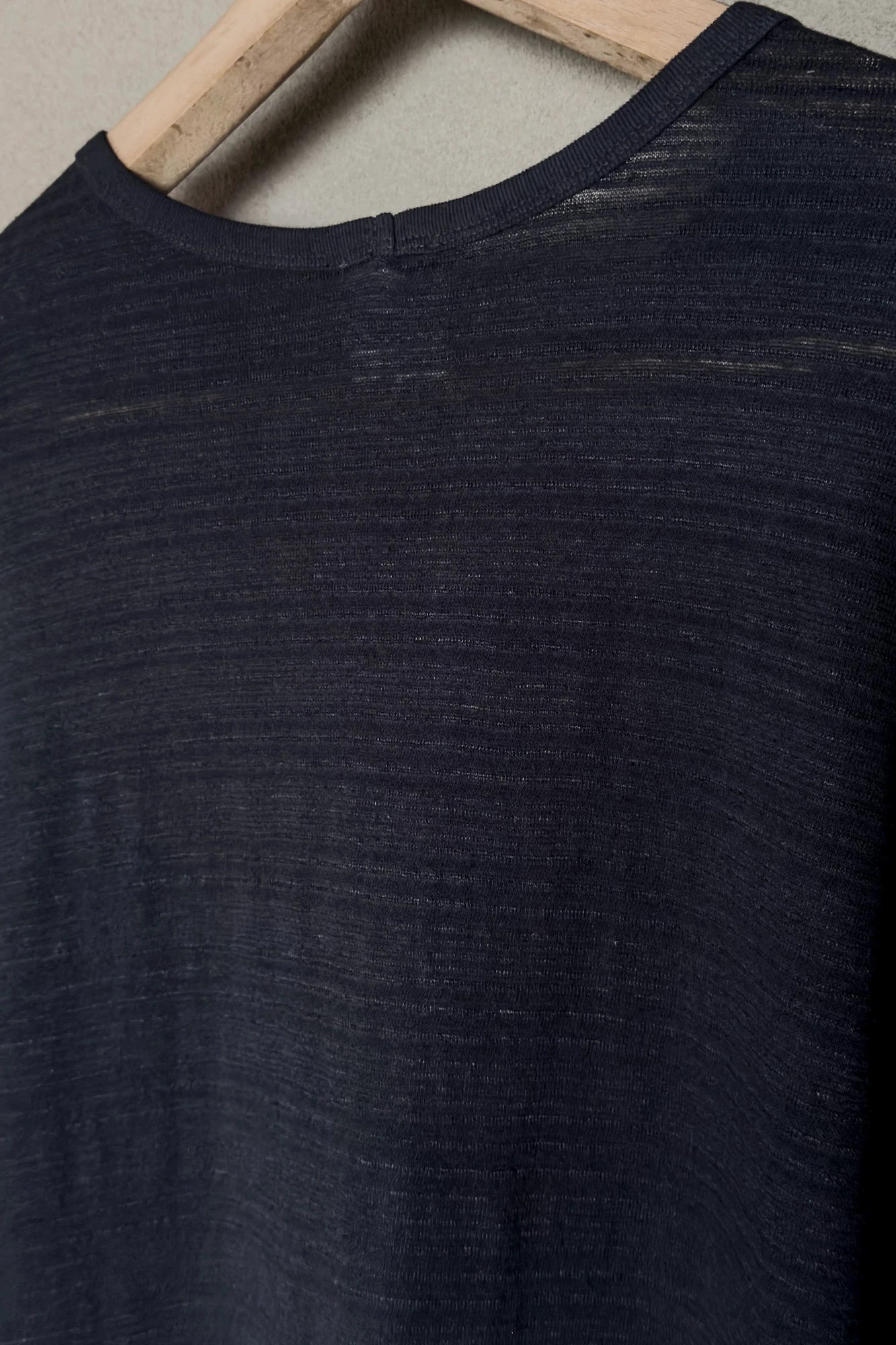 JAN-JAN VAN ESSCHE SHORT SLEEVE CREW NECK TEE RIPPLE JERSEY BLACK
