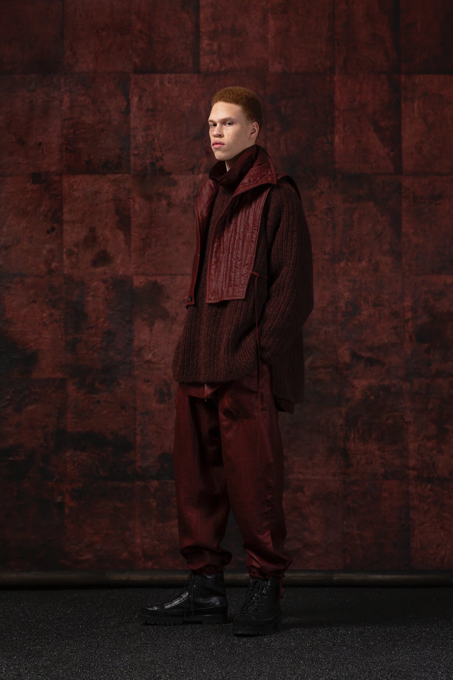 JAN-JAN VAN ESSCHE SHIRT JACKET WITH HIGH STANDING COLLAR OXBLOOD