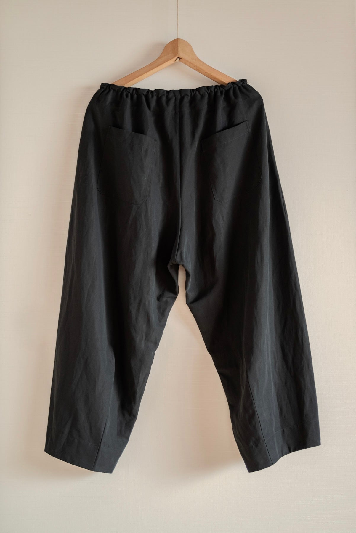 UNKRUID CLOUDY SHAPED TROUSERS