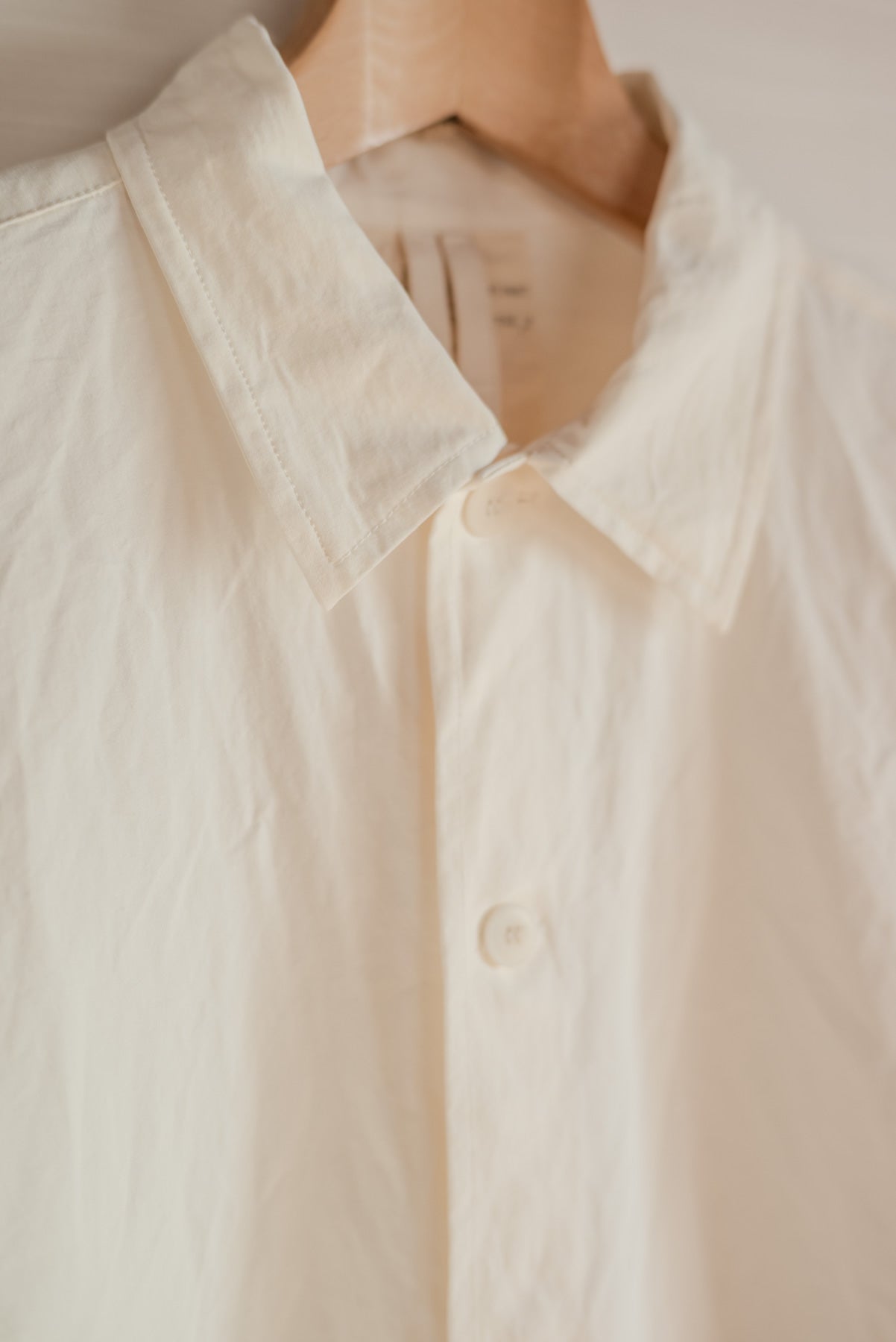 UNKRUID SMOCK CEREMONY SHIRT WASHI DENSE TYPEWRITER WHITE