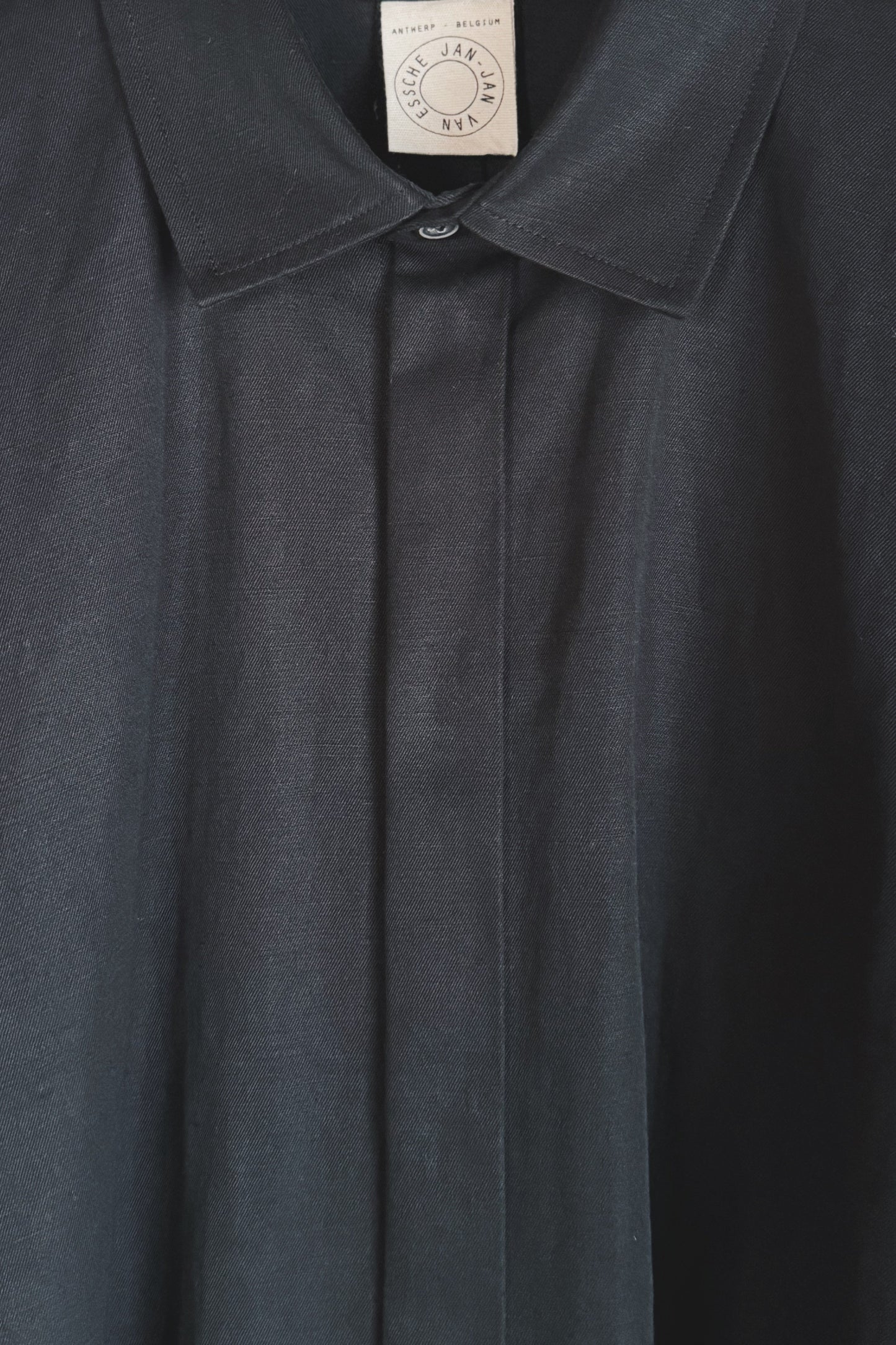 SHIRT#92 - COTTON / HEMP DENSE TWILL BLACK - JAN JAN VAN ESSCHE