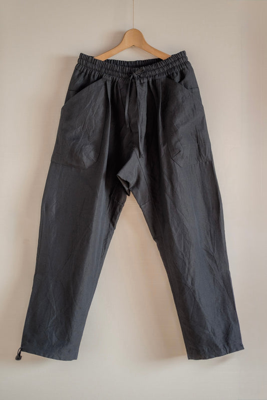 JAN-JAN VAN ESSCHE LOOSE FIT SINGLE PLEATED TROUSERS  LINEN WOOL TWILL PITCH BLACK