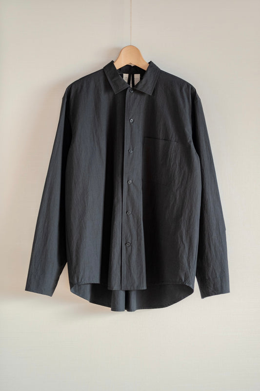 CHEMISE EN FORME DE NUAGE MACHINE À ÉCRIRE ULTRA DENSE UNKRUID