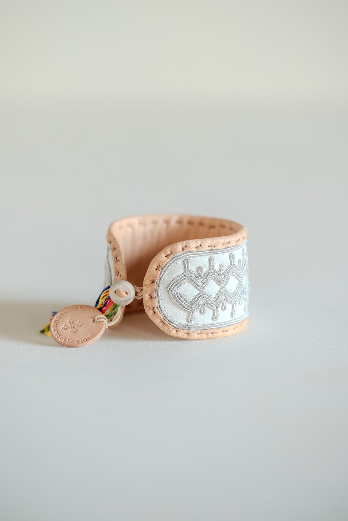 MARIA RUDMAN Authentic Collection Tan×White wide bracelet – view 2