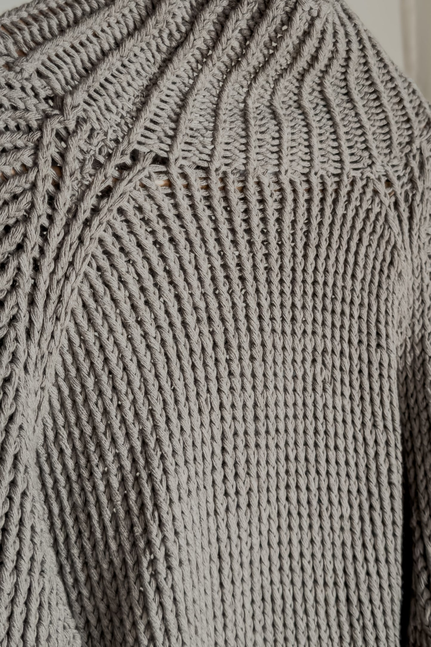 KNIT#40 - NATURAL GREY YAK - JAN JAN VAN ESSCHE