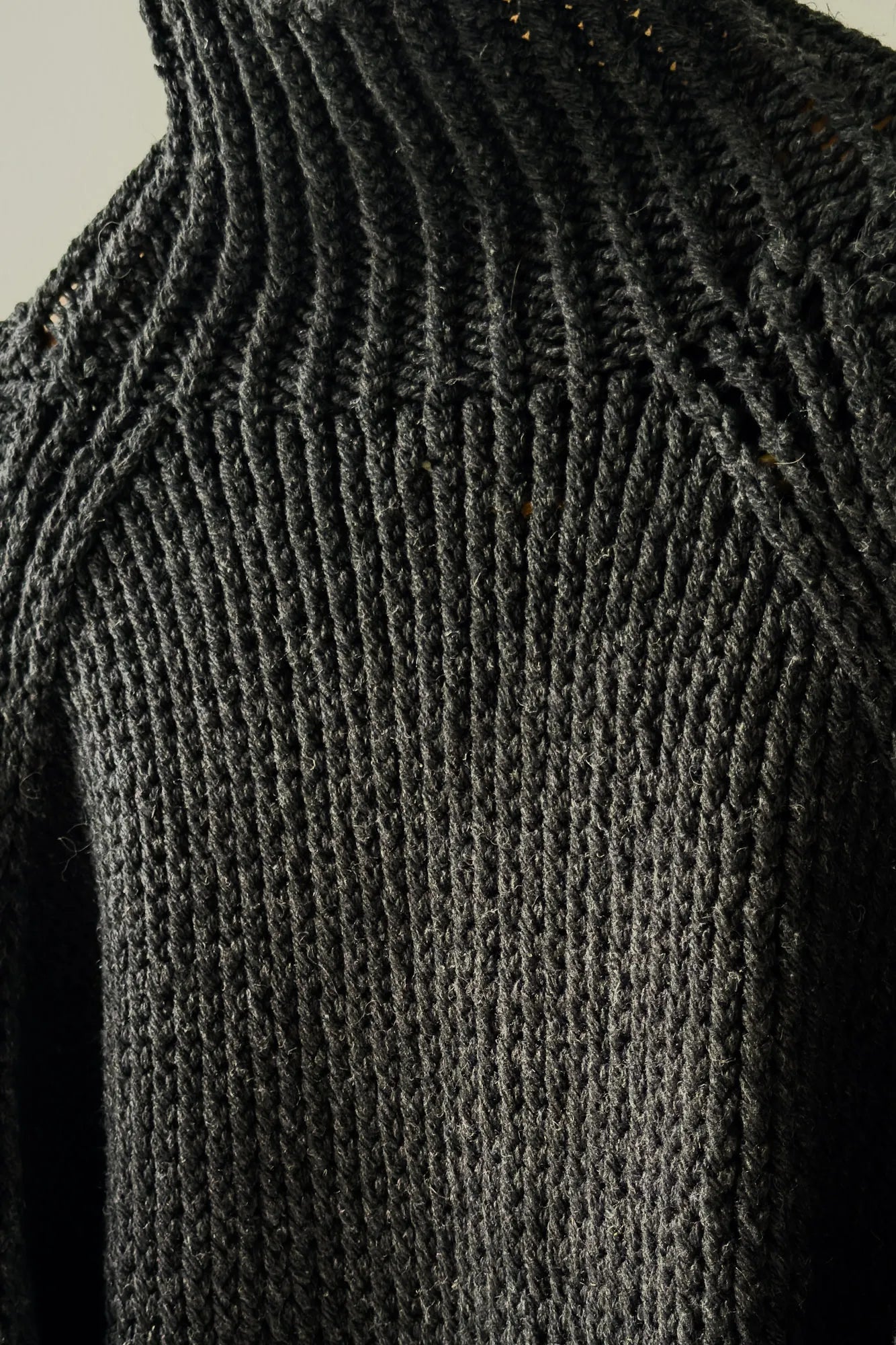 JAN-JAN VAN ESSCHE HAND KNITTED TURTLE NECK SWEATER LALIN PITCH BLACK