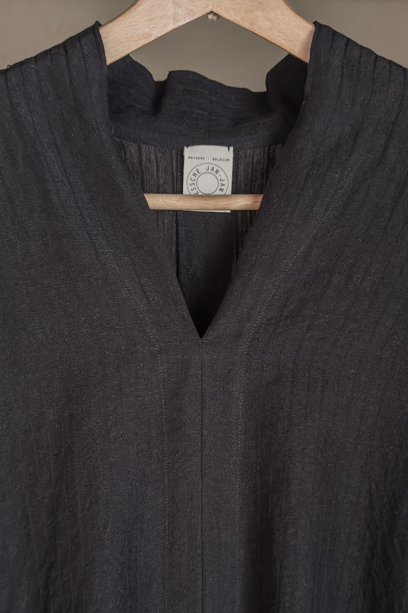 JAN-JAN VAN ESSCHE KIMONO COLLAR LOOSE FIT TUNIC COTTON LINEN RELIEF STRIPED BLACK