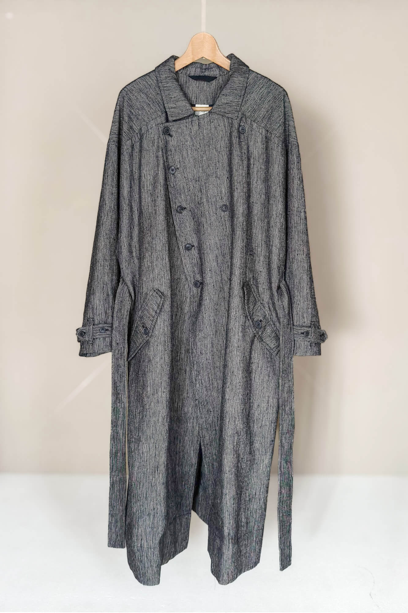 JAN-JAN VAN ESSCHE LOOSE FIT ARMY STYLE LONG COAT SILK LINEN CLOTH BLACK & WHITE