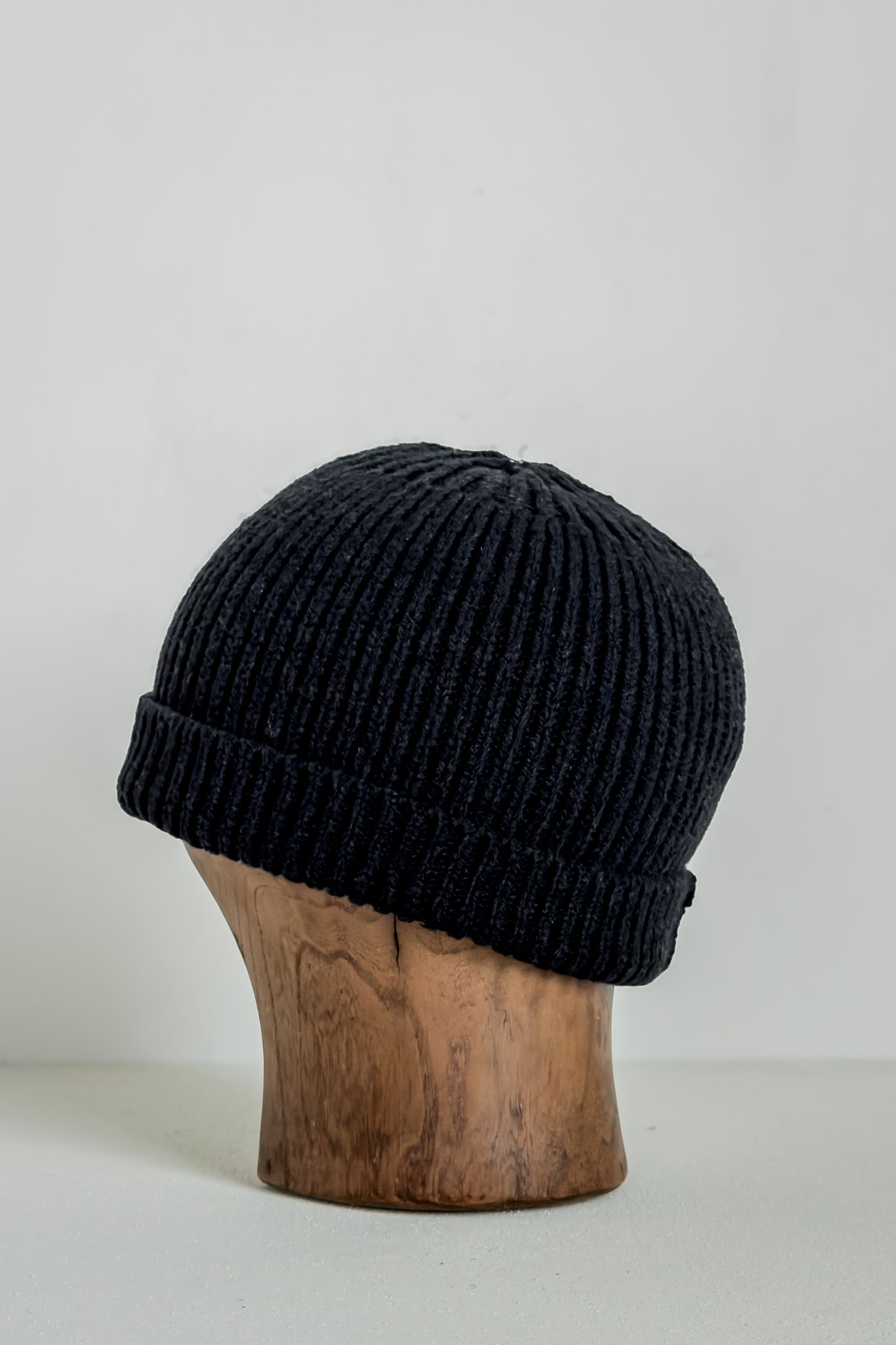 BEANIE#5 - PITCH BLACK LALIN - JAN JAN VAN ESSCHE